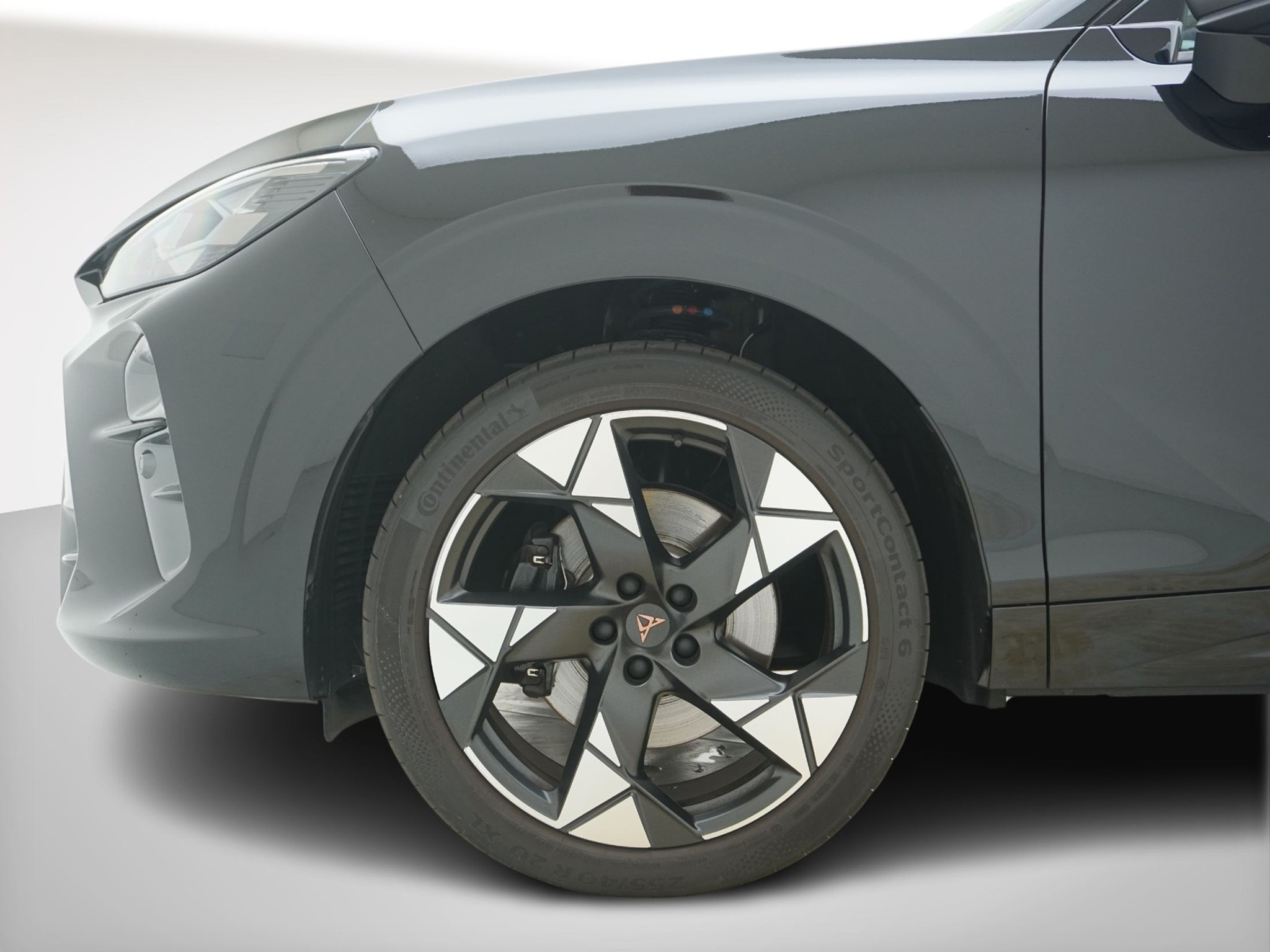 listing desktop thumbnail image 9