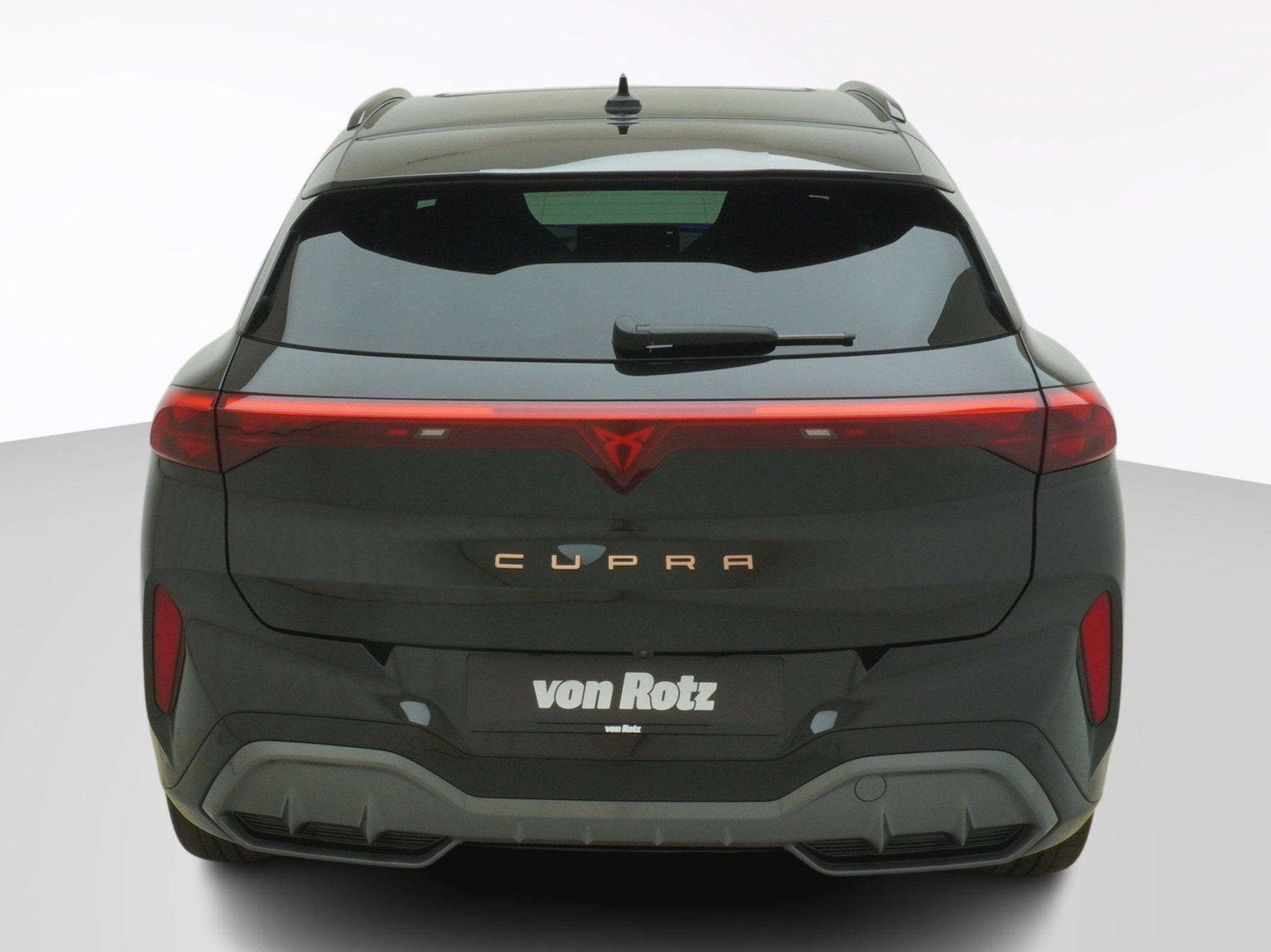 listing desktop thumbnail image 3