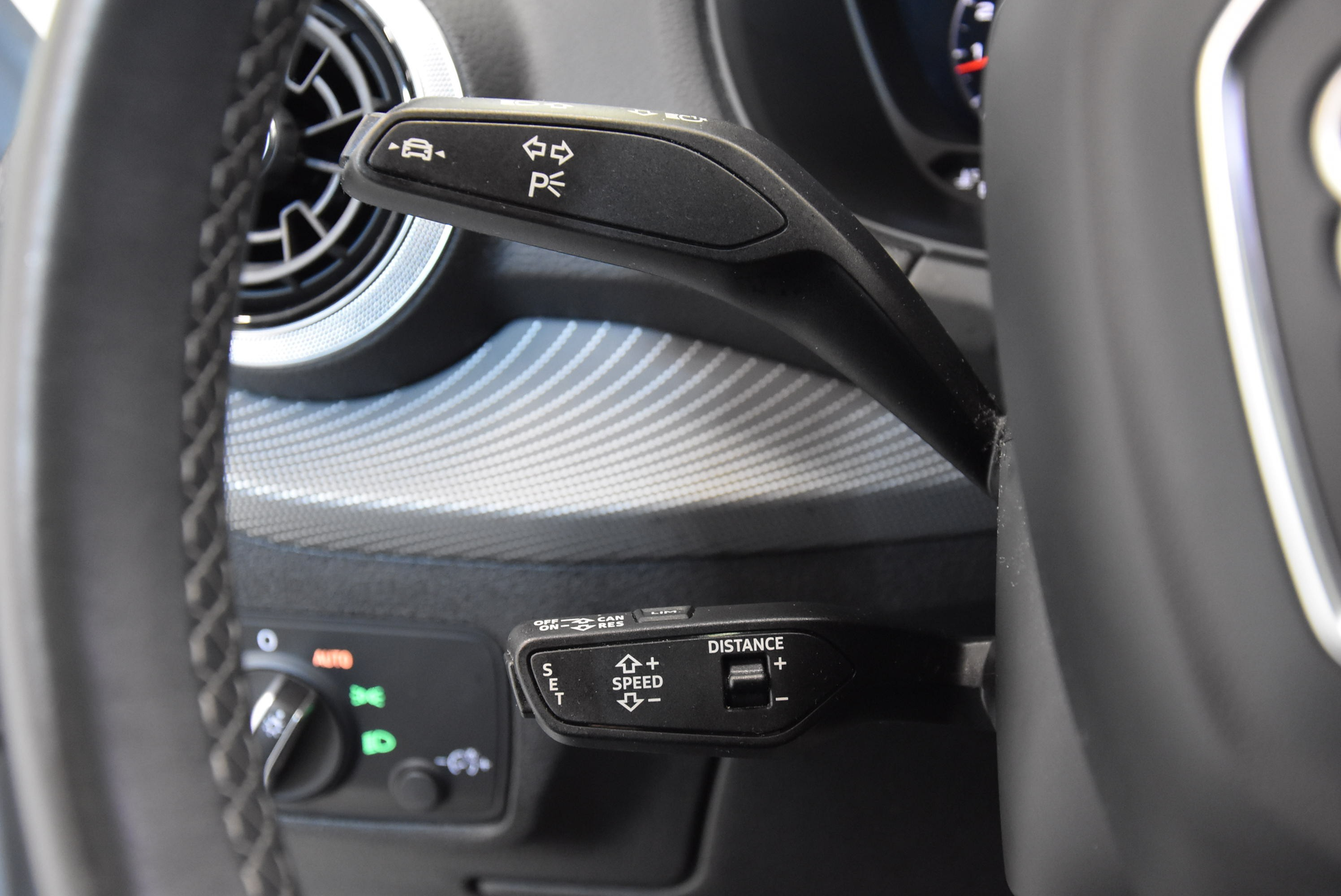 listing desktop thumbnail image 7