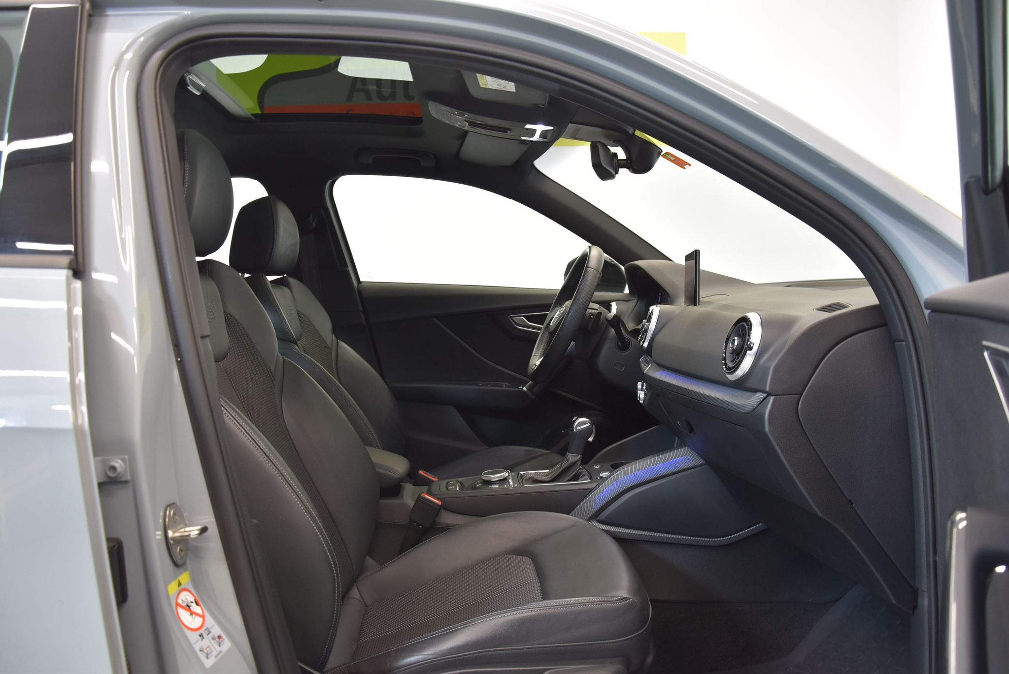 listing desktop thumbnail image 3