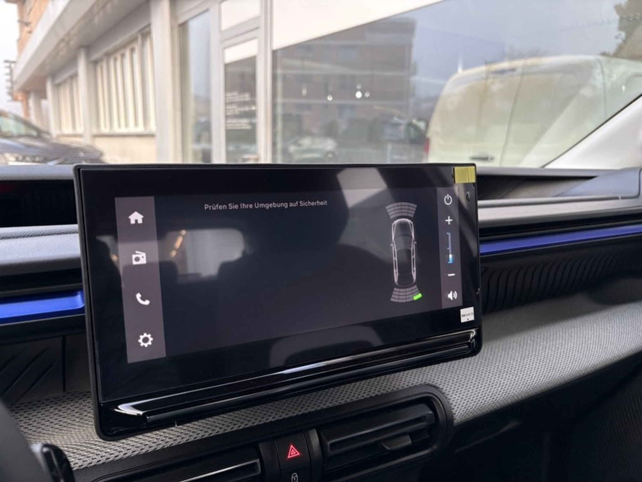 listing desktop thumbnail image 15