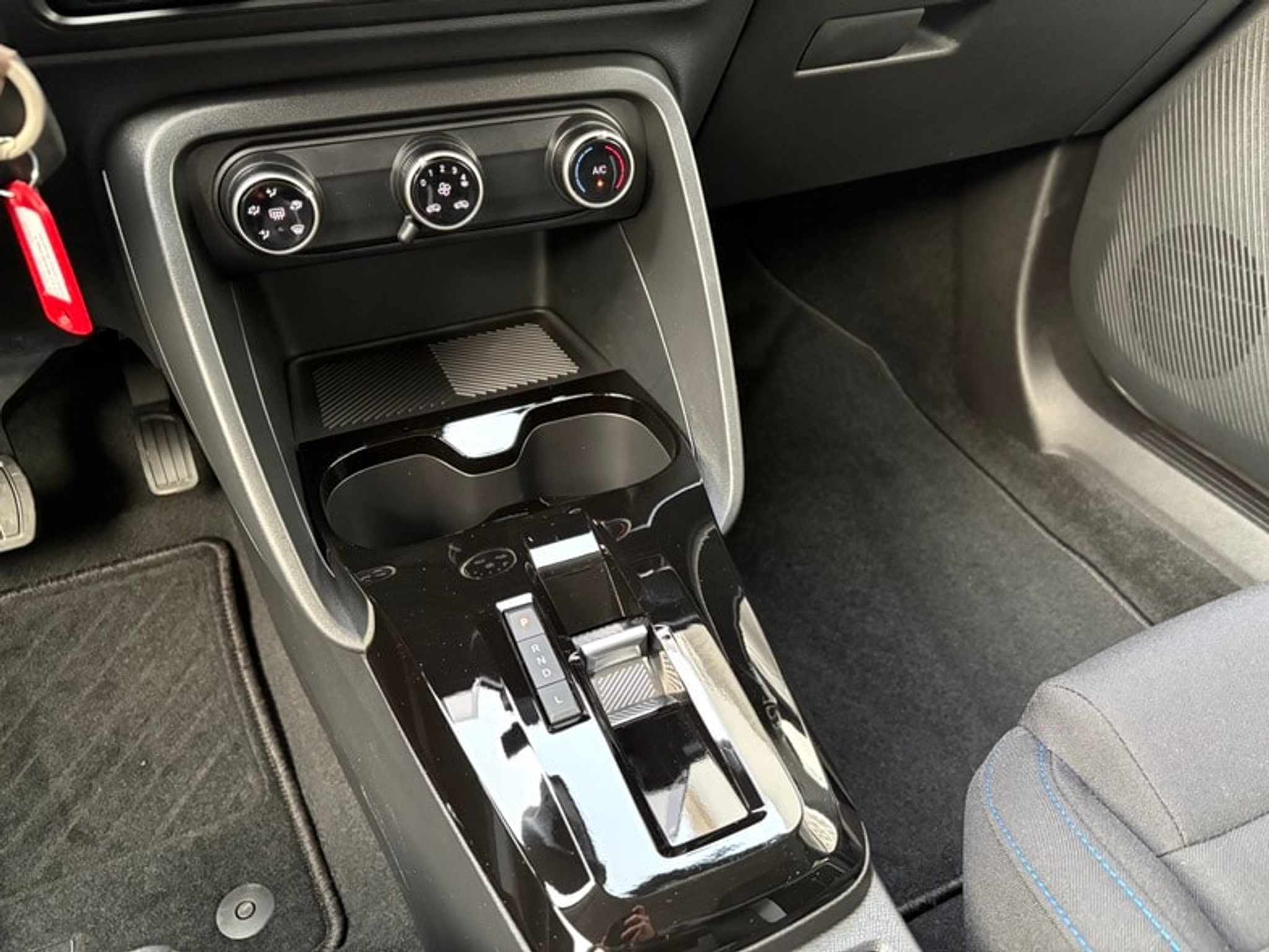 listing desktop thumbnail image 12