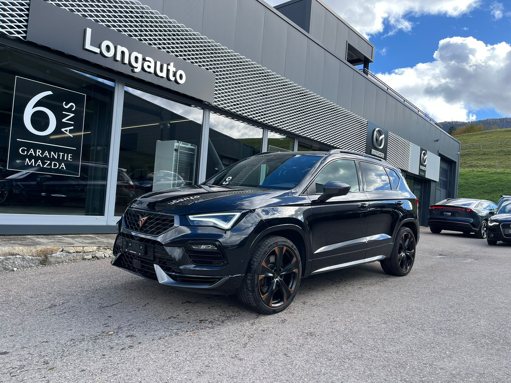 listing desktop thumbnail image 1