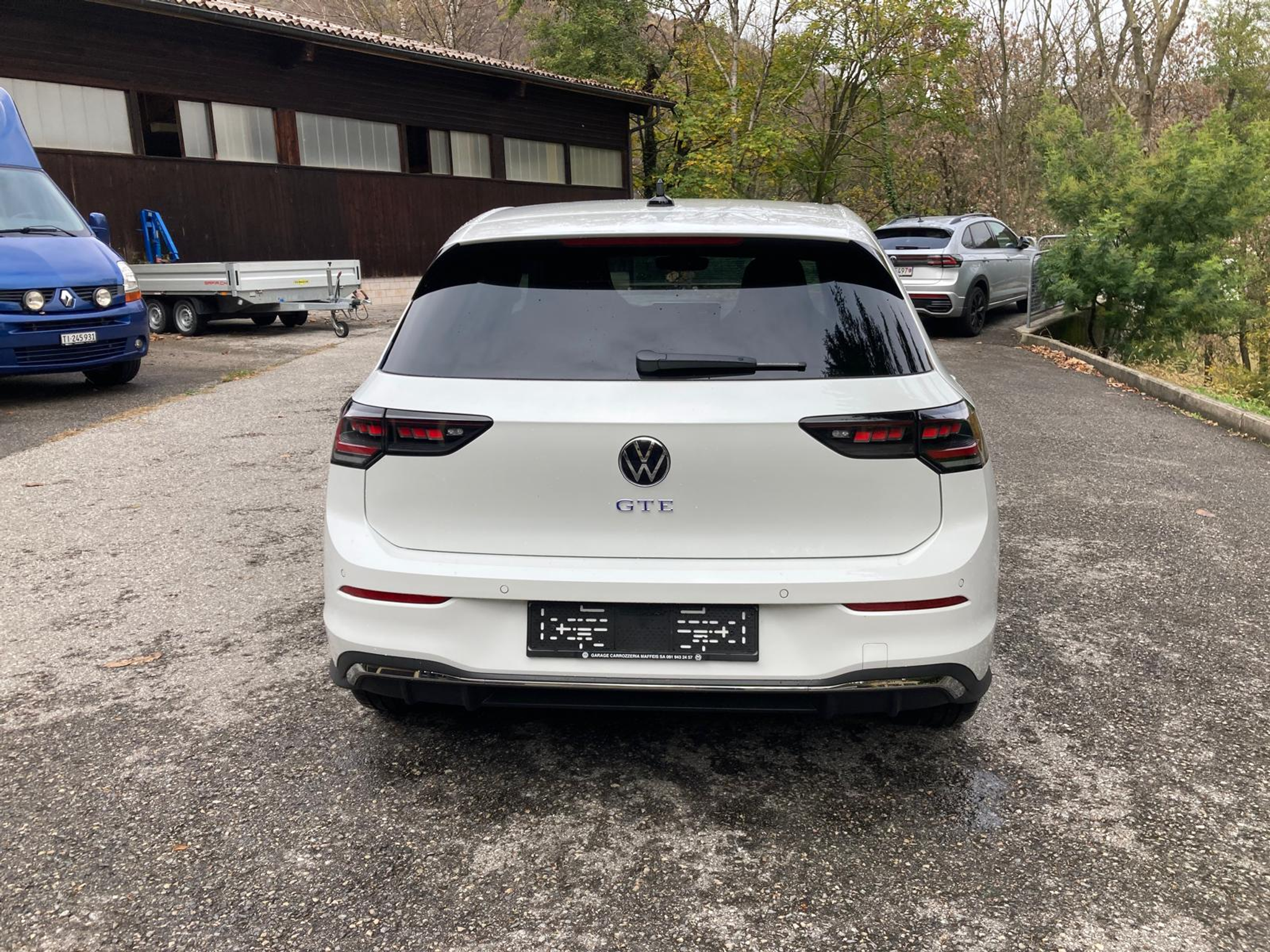 listing desktop thumbnail image 5