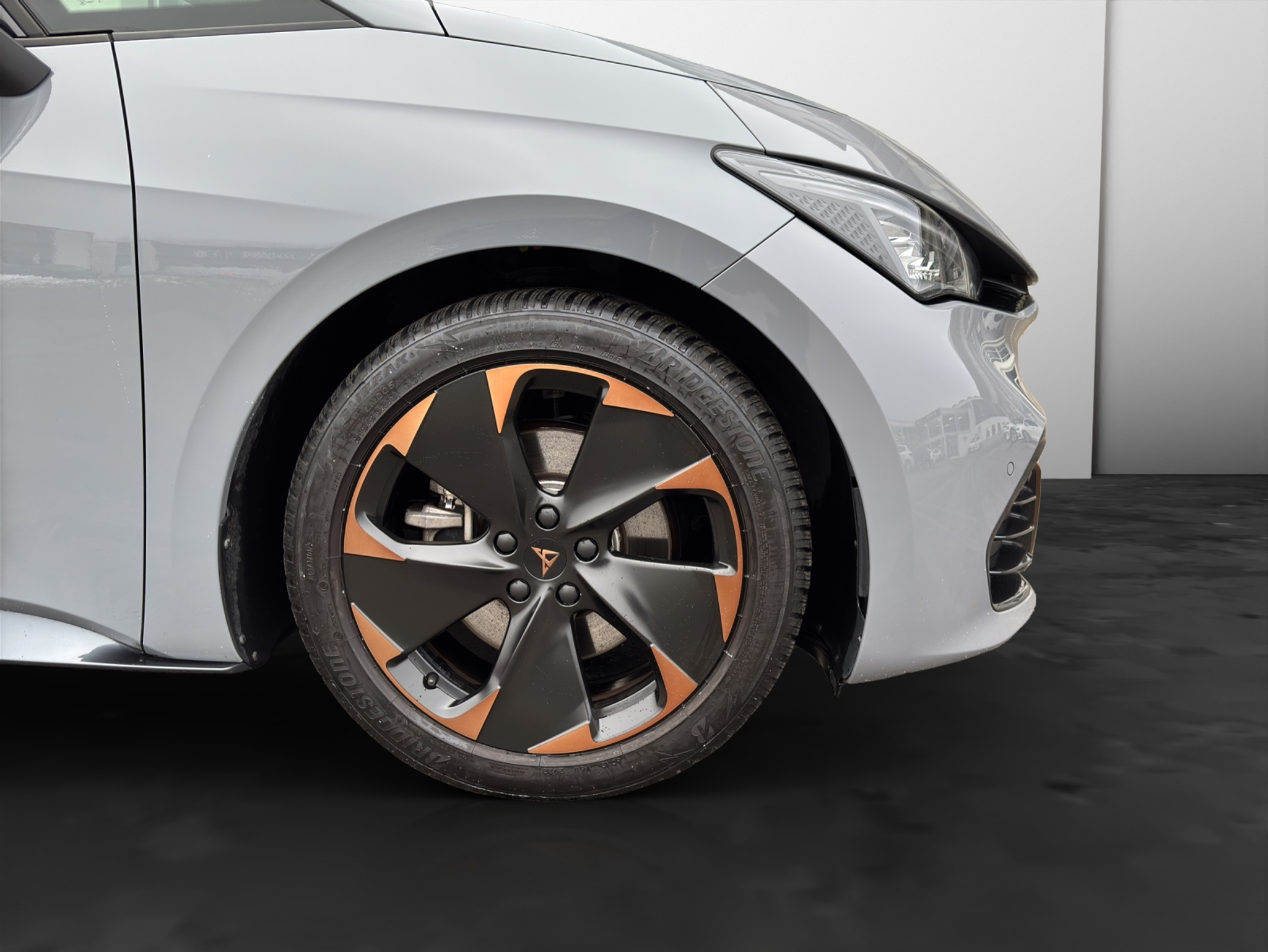 listing desktop thumbnail image 14