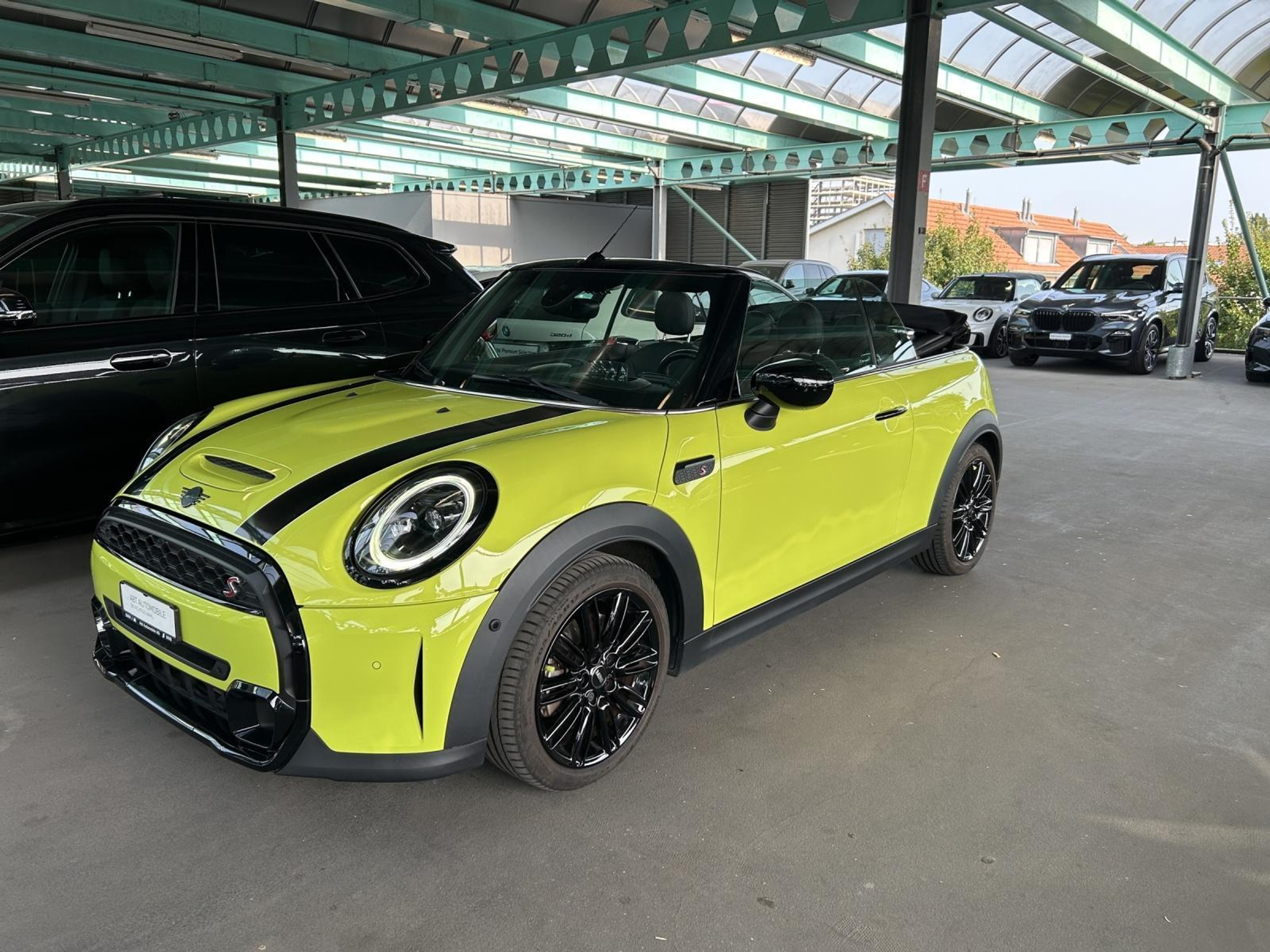 listing desktop thumbnail image 23