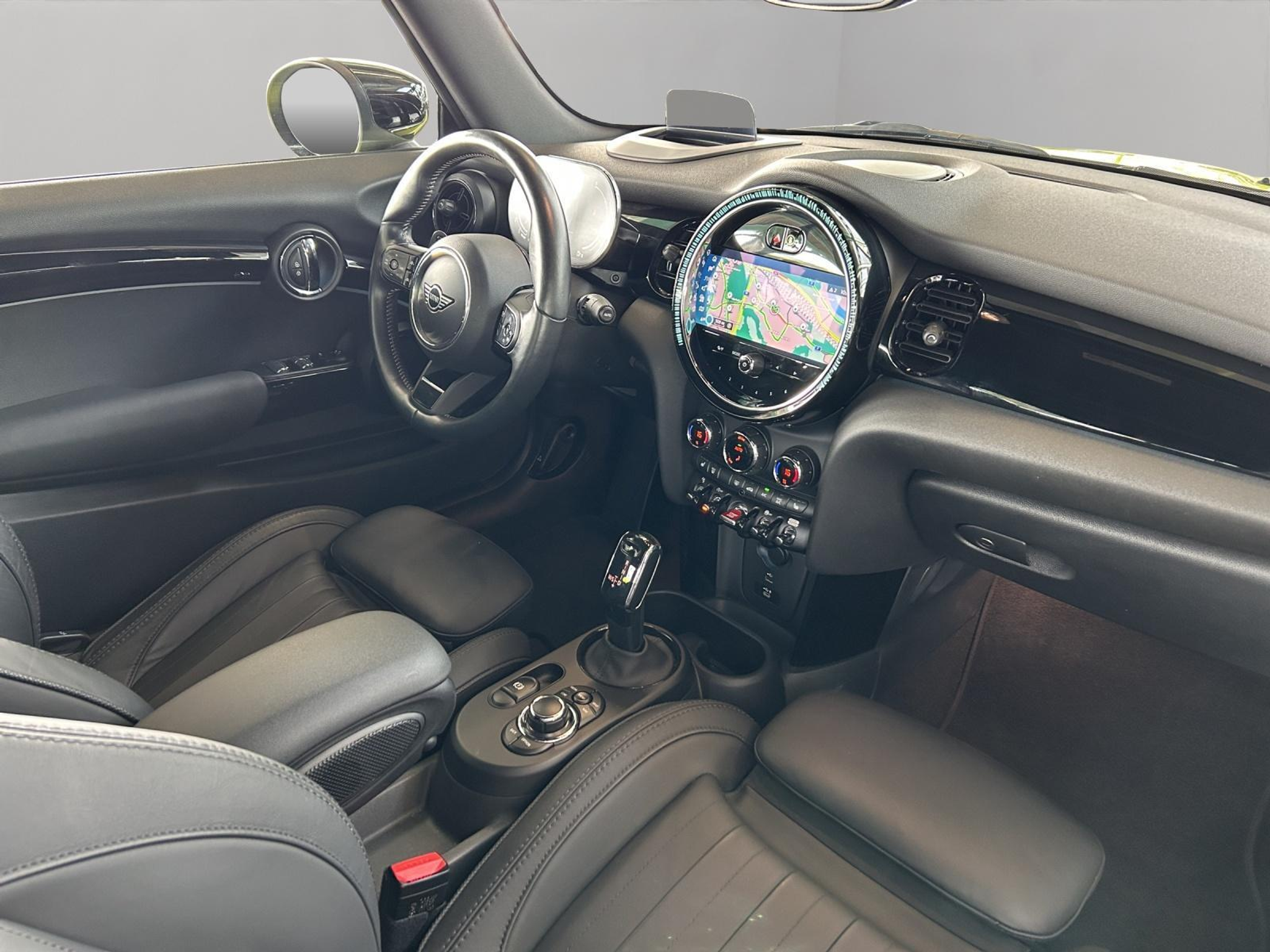 listing desktop thumbnail image 26