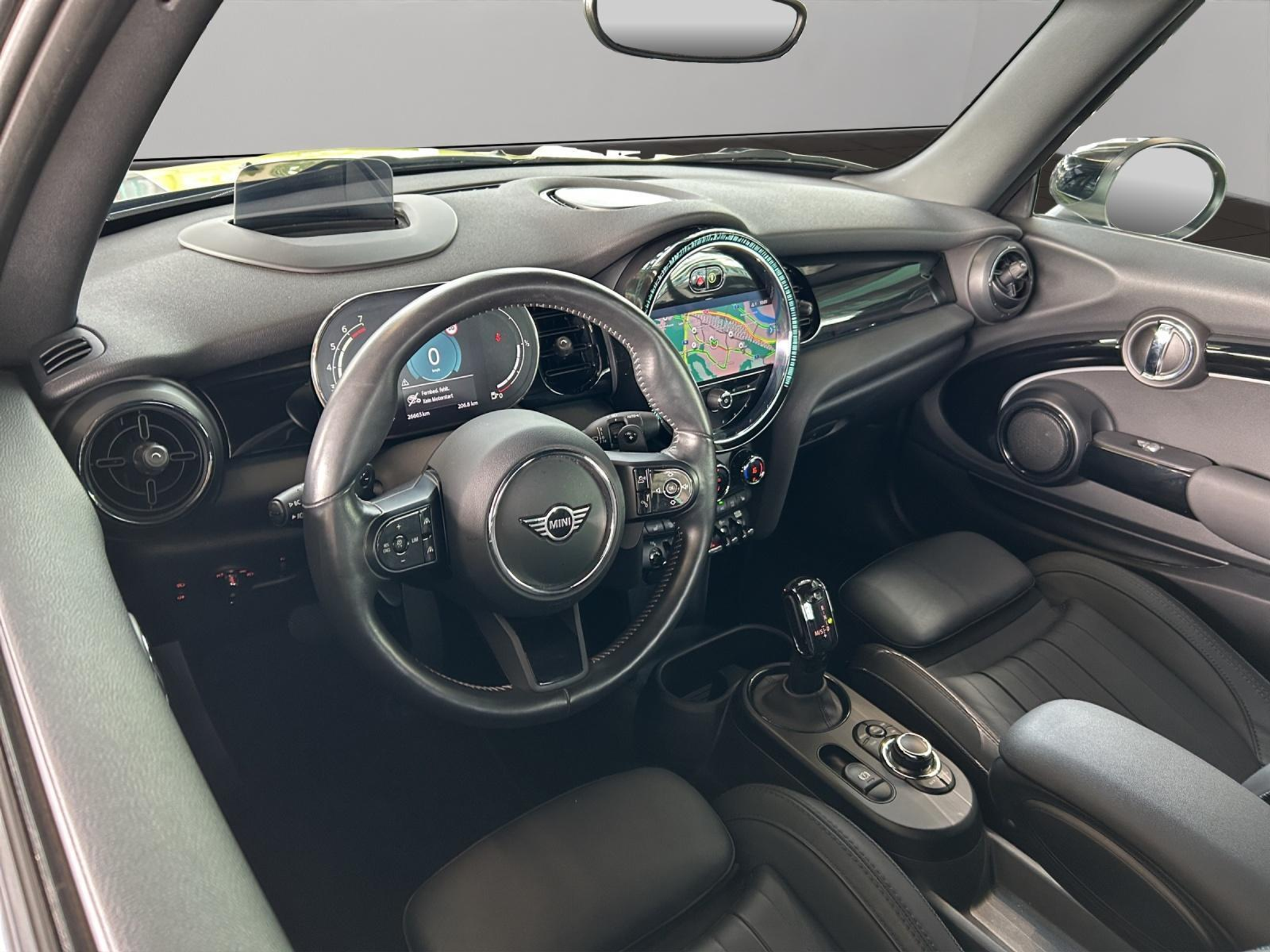 listing desktop thumbnail image 25