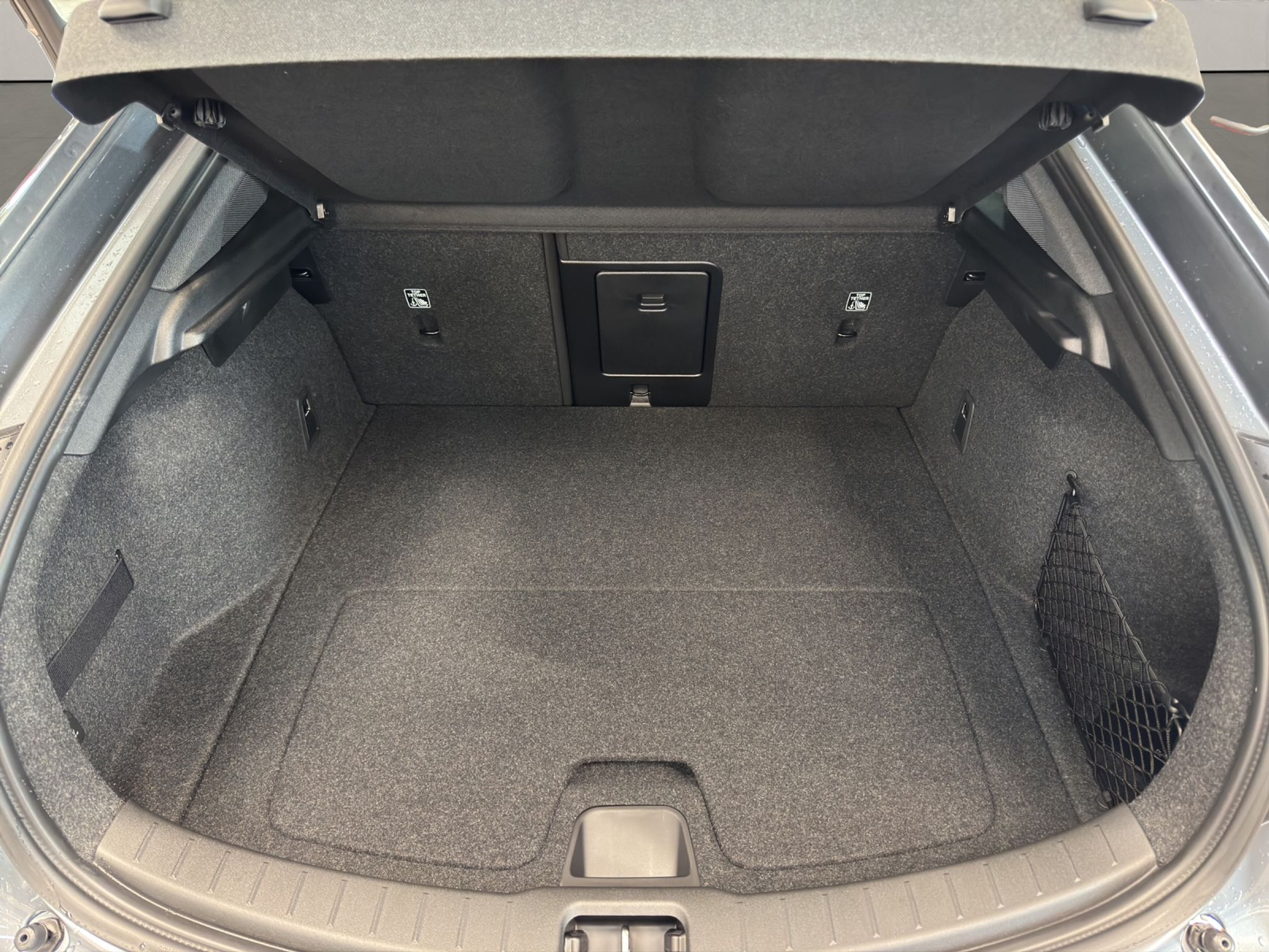 listing desktop thumbnail image 15