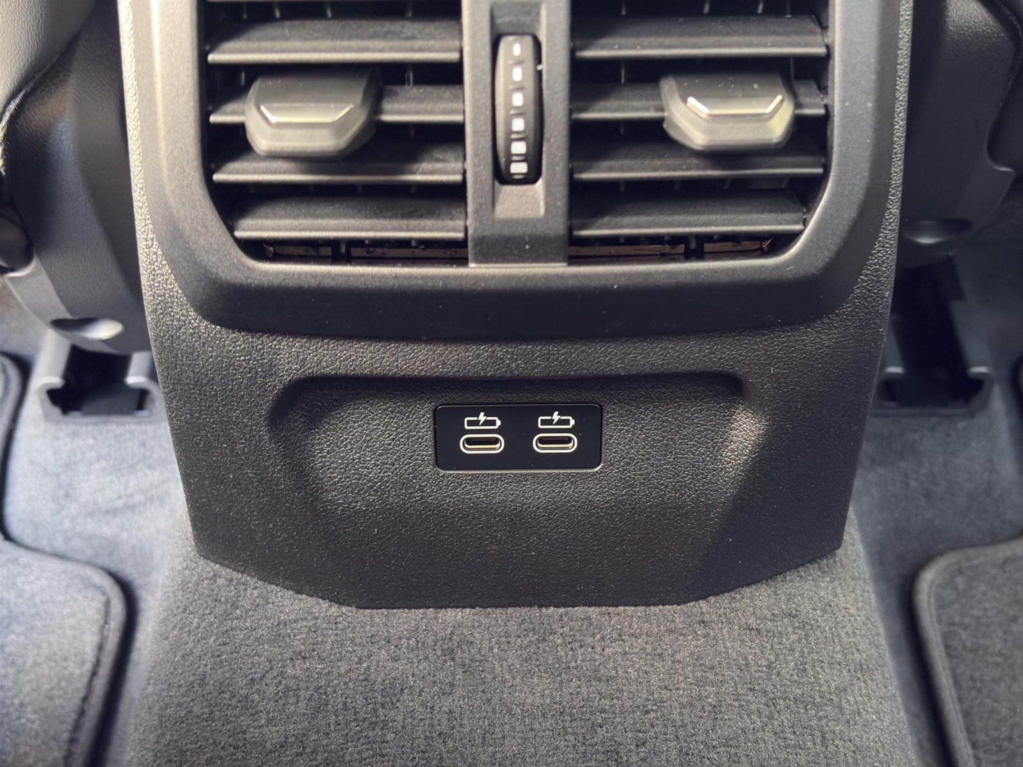 listing desktop thumbnail image 13