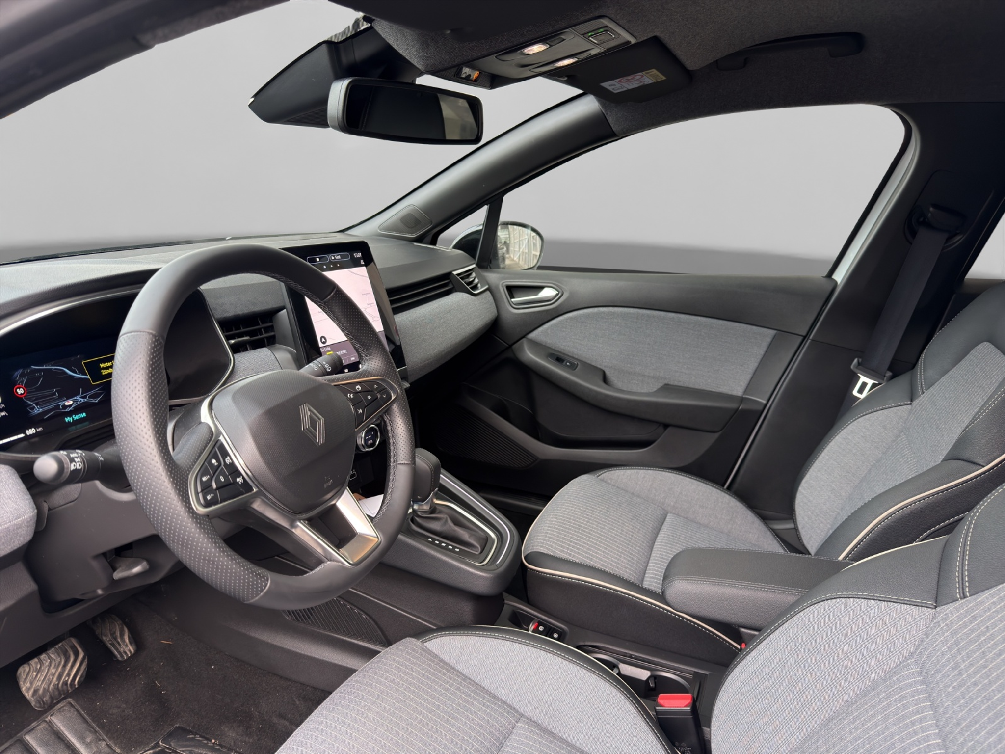 listing desktop thumbnail image 5