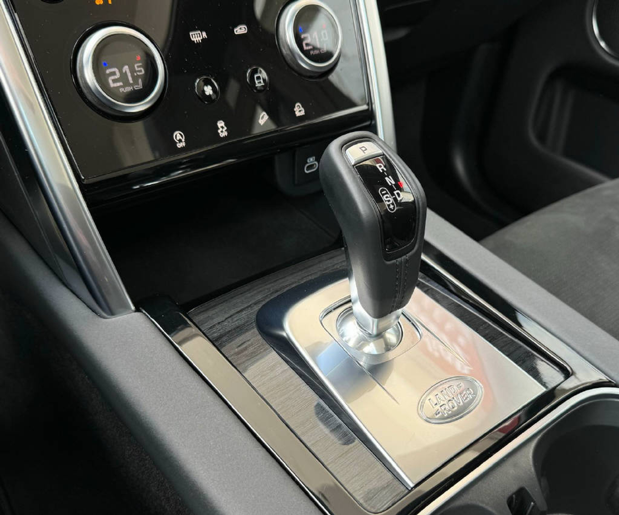 listing desktop thumbnail image 16