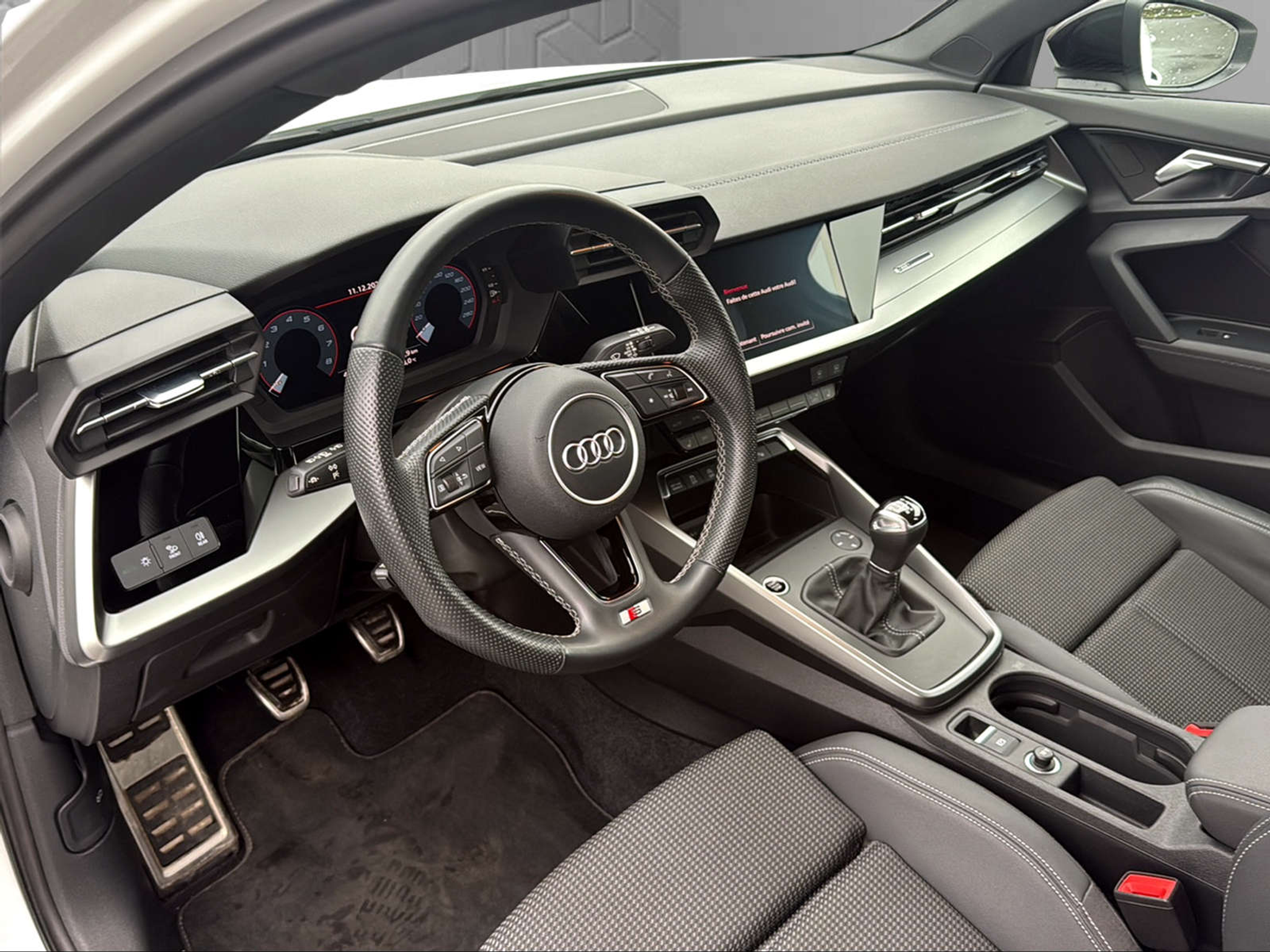 listing desktop thumbnail image 11