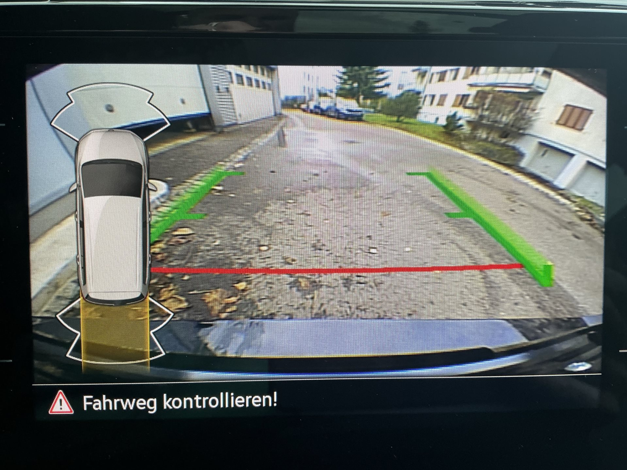 listing desktop thumbnail image 16