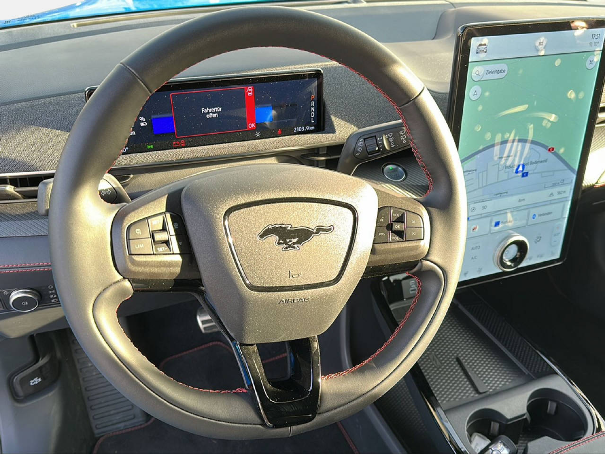 listing desktop thumbnail image 10