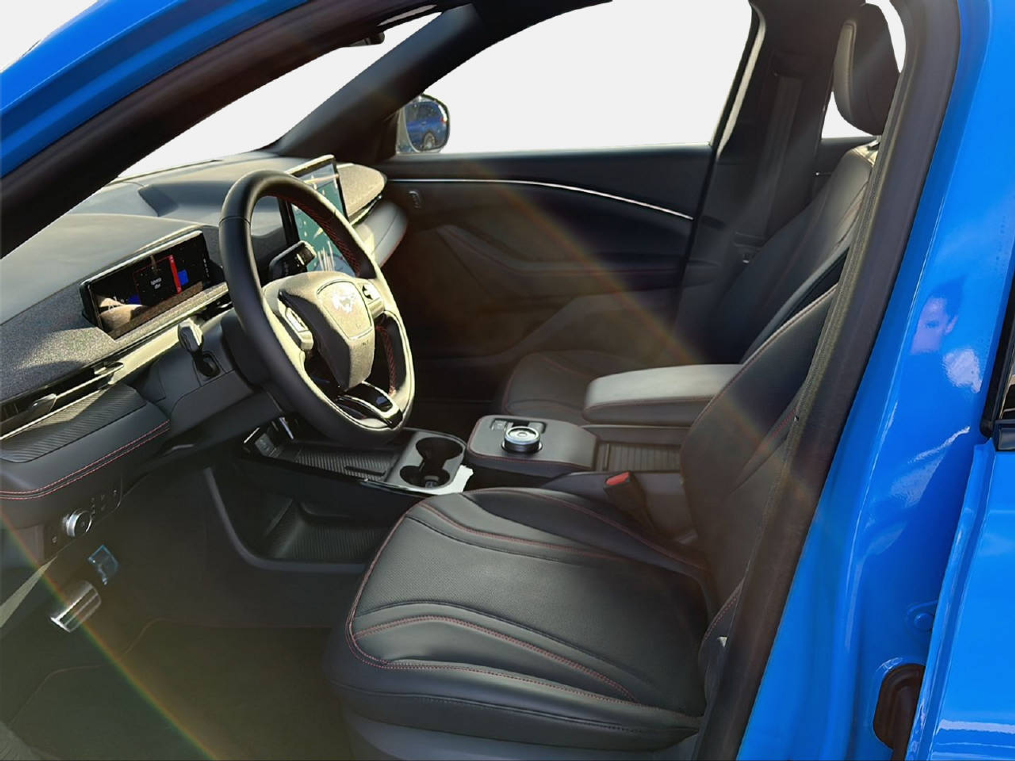 listing desktop thumbnail image 8