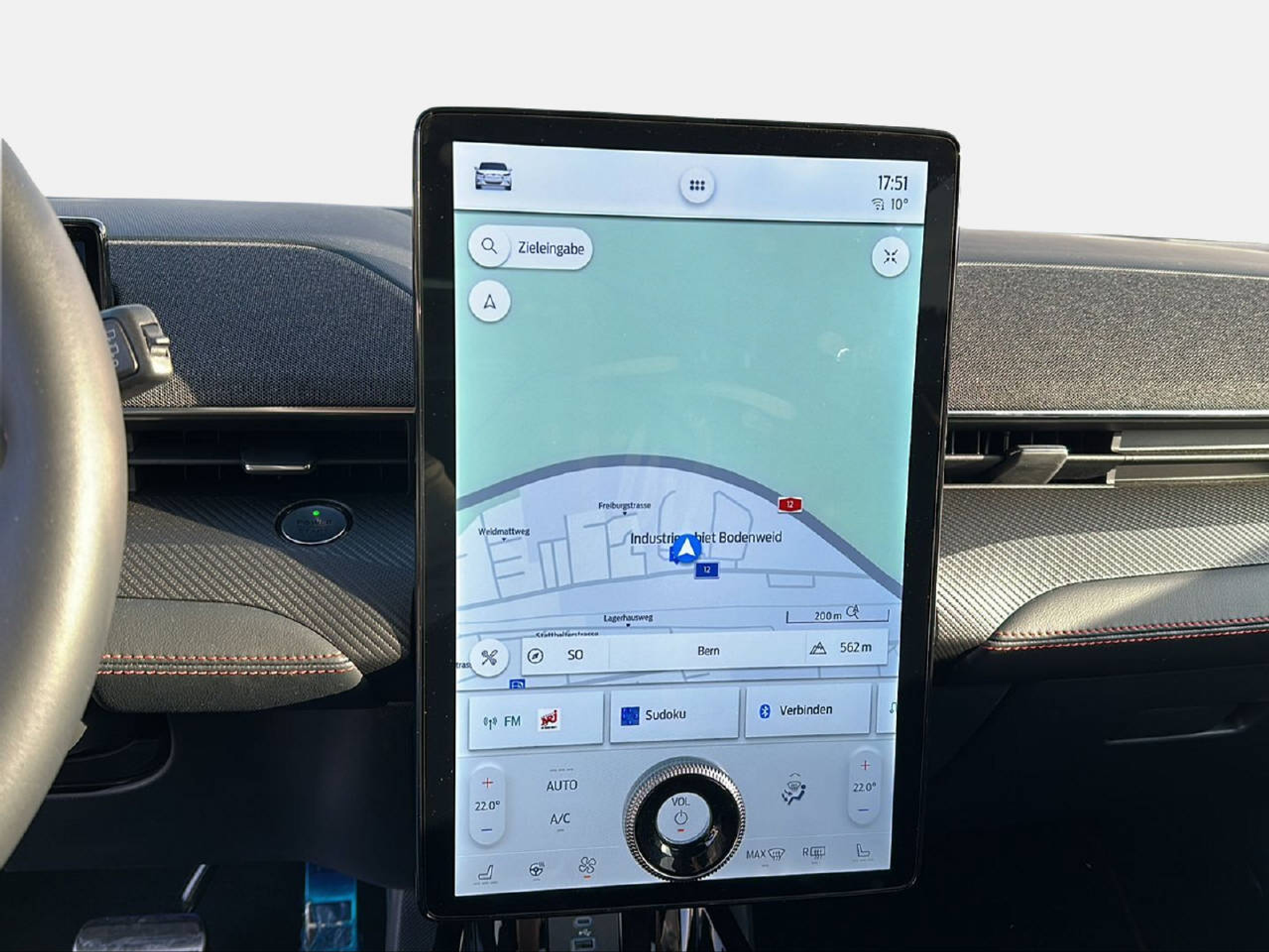 listing desktop thumbnail image 11