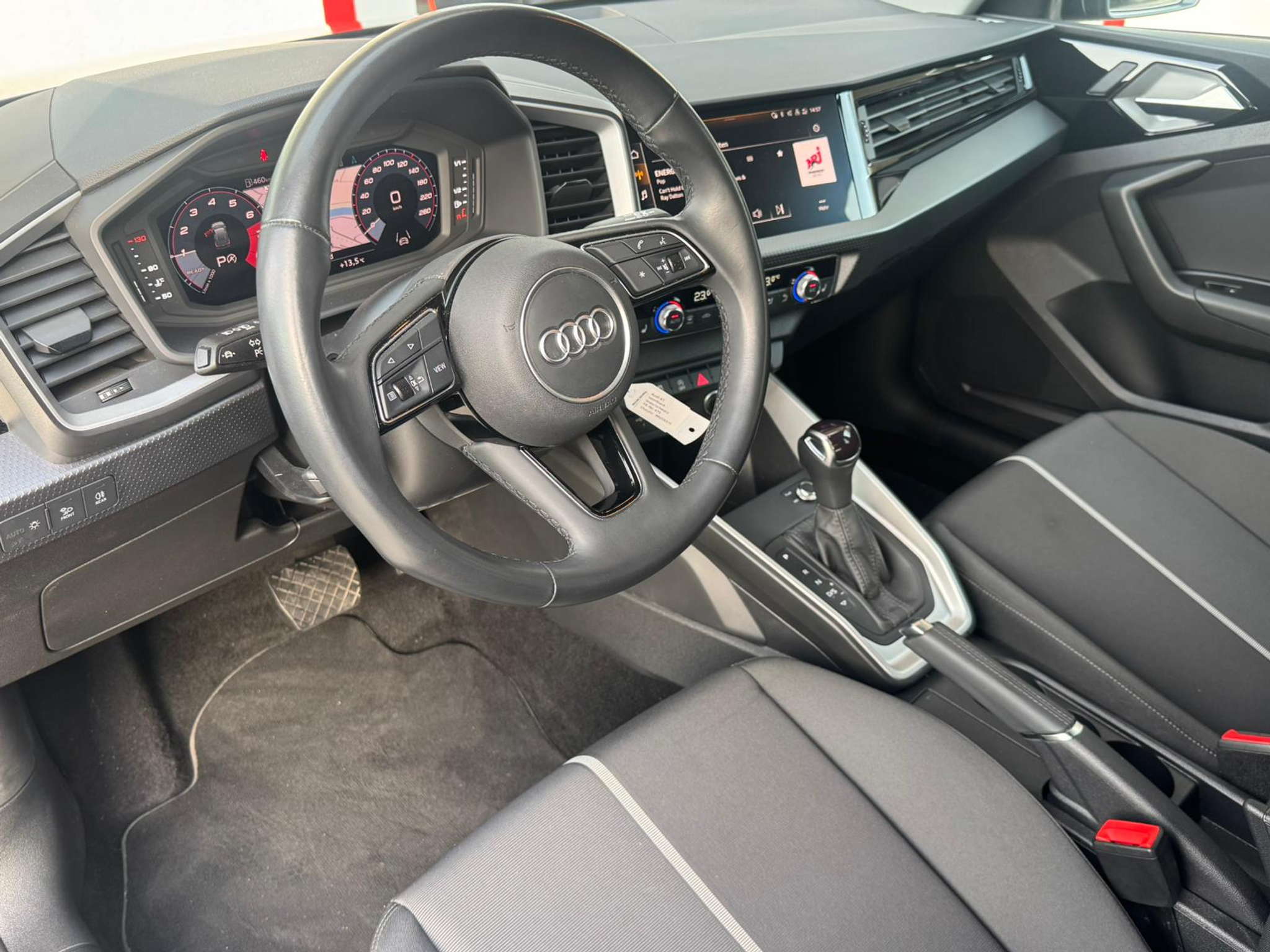 listing desktop thumbnail image 12