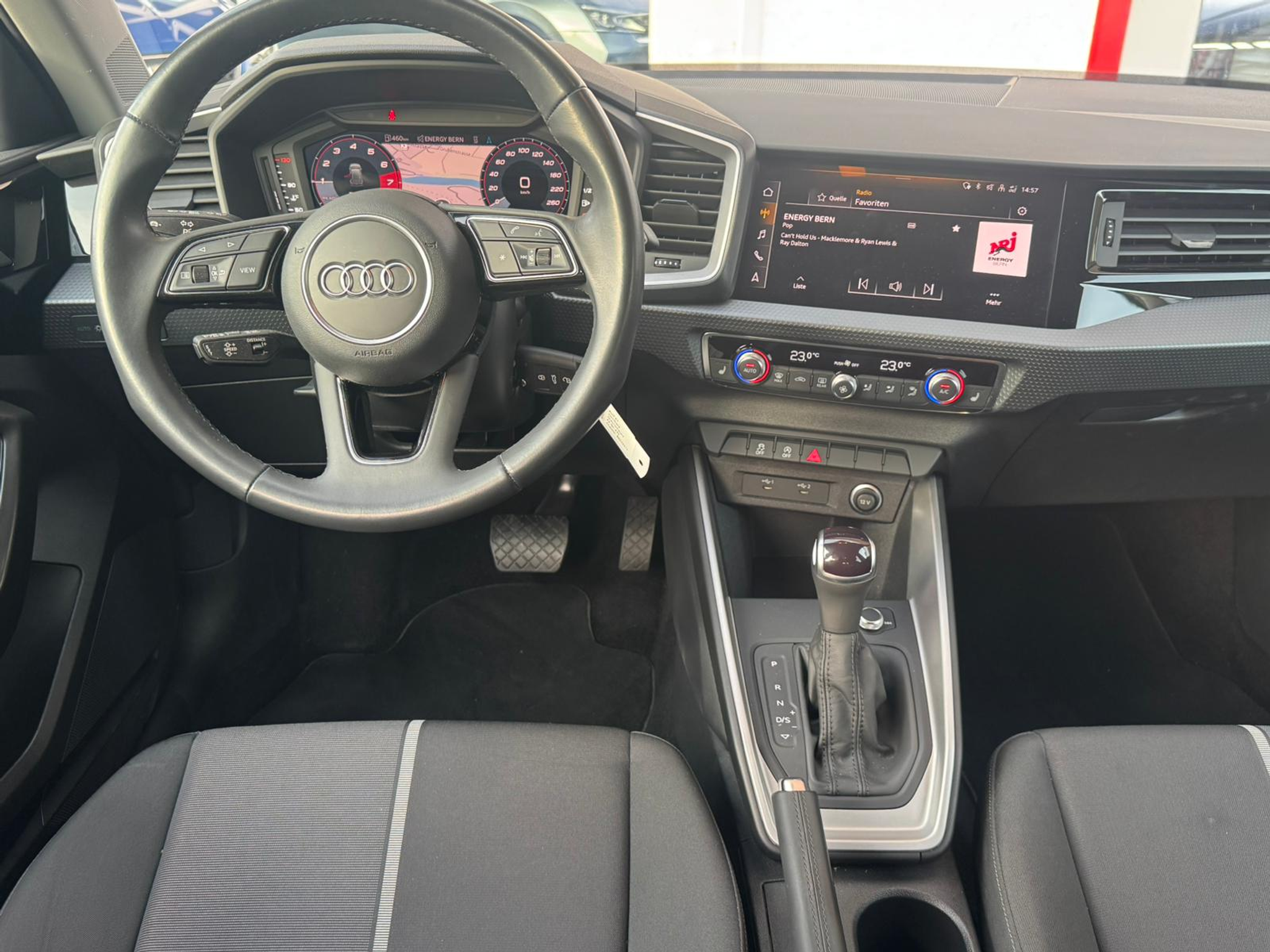 listing desktop thumbnail image 10