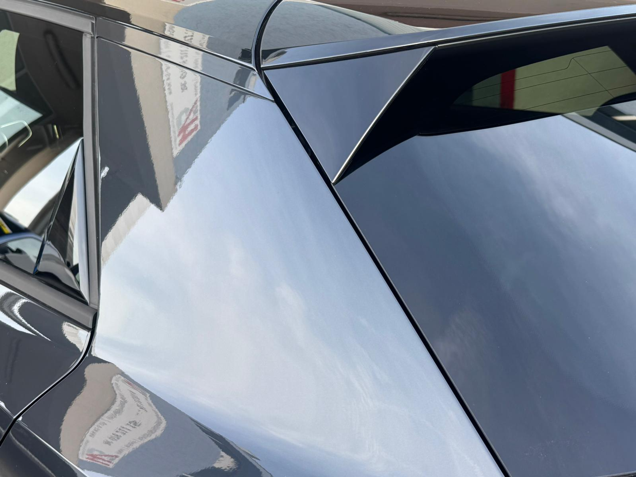 listing desktop thumbnail image 7