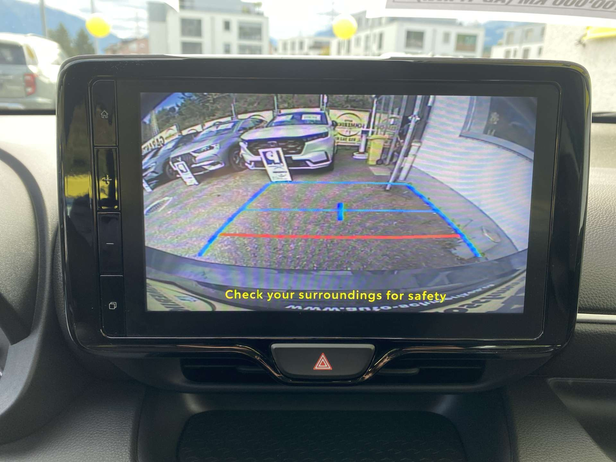 listing desktop thumbnail image 10