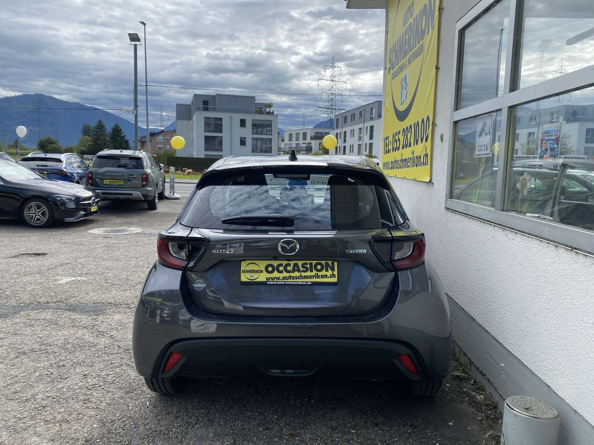 listing desktop thumbnail image 3