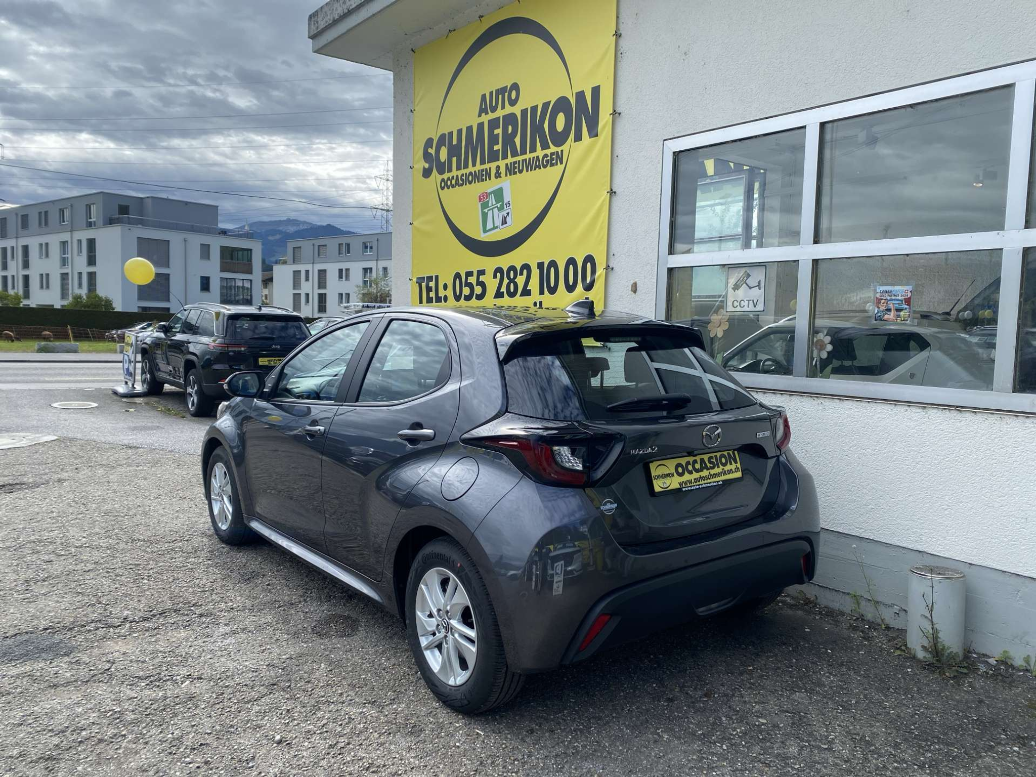 listing desktop thumbnail image 2