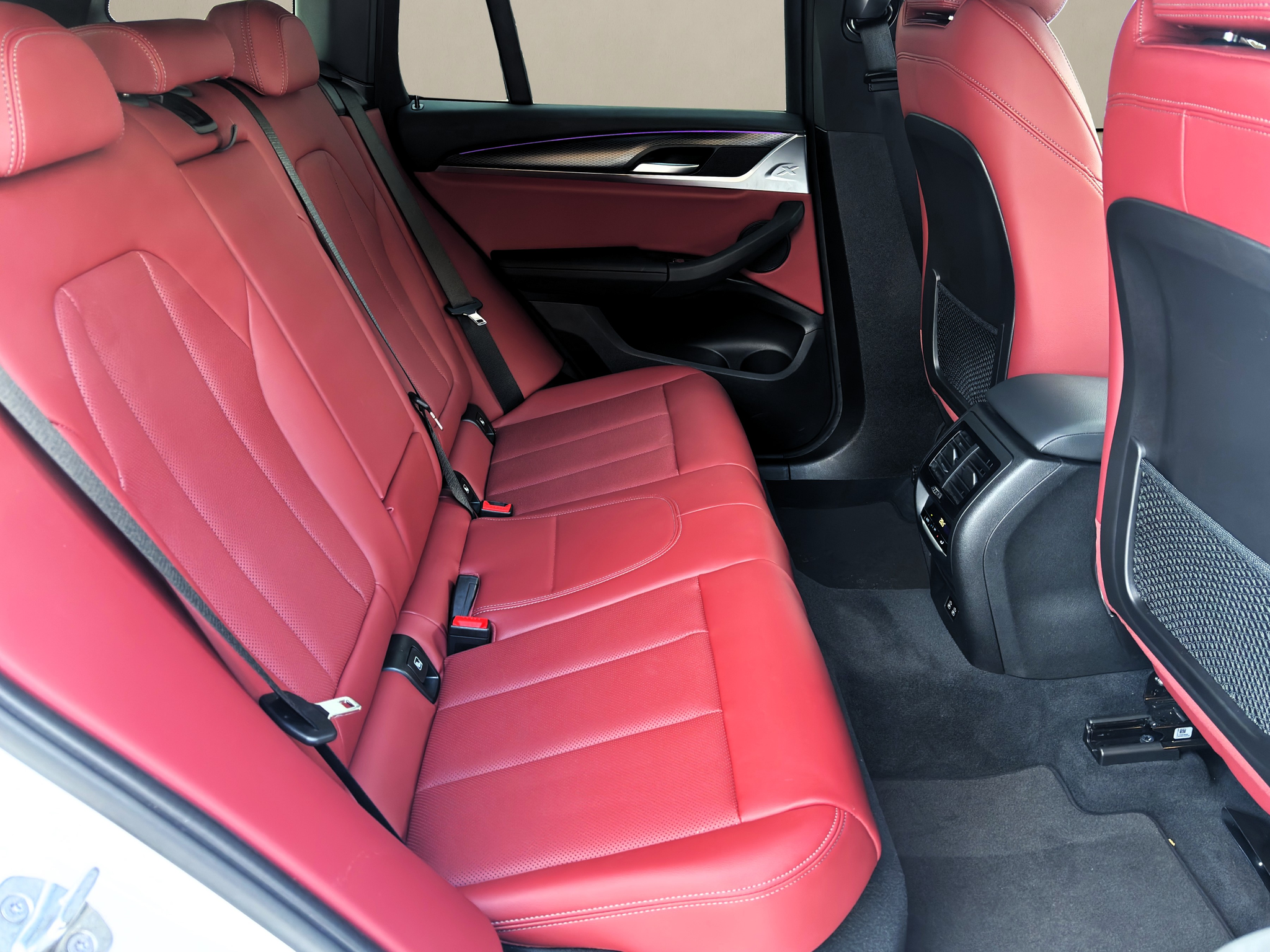 listing desktop thumbnail image 14