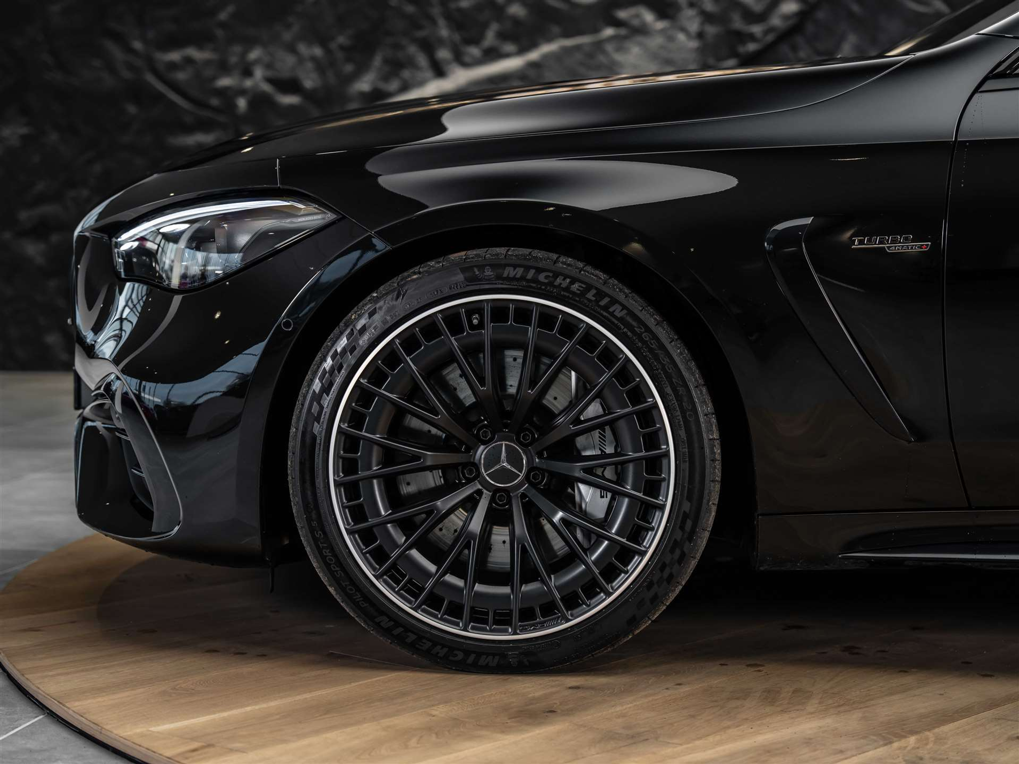 listing desktop thumbnail image 17