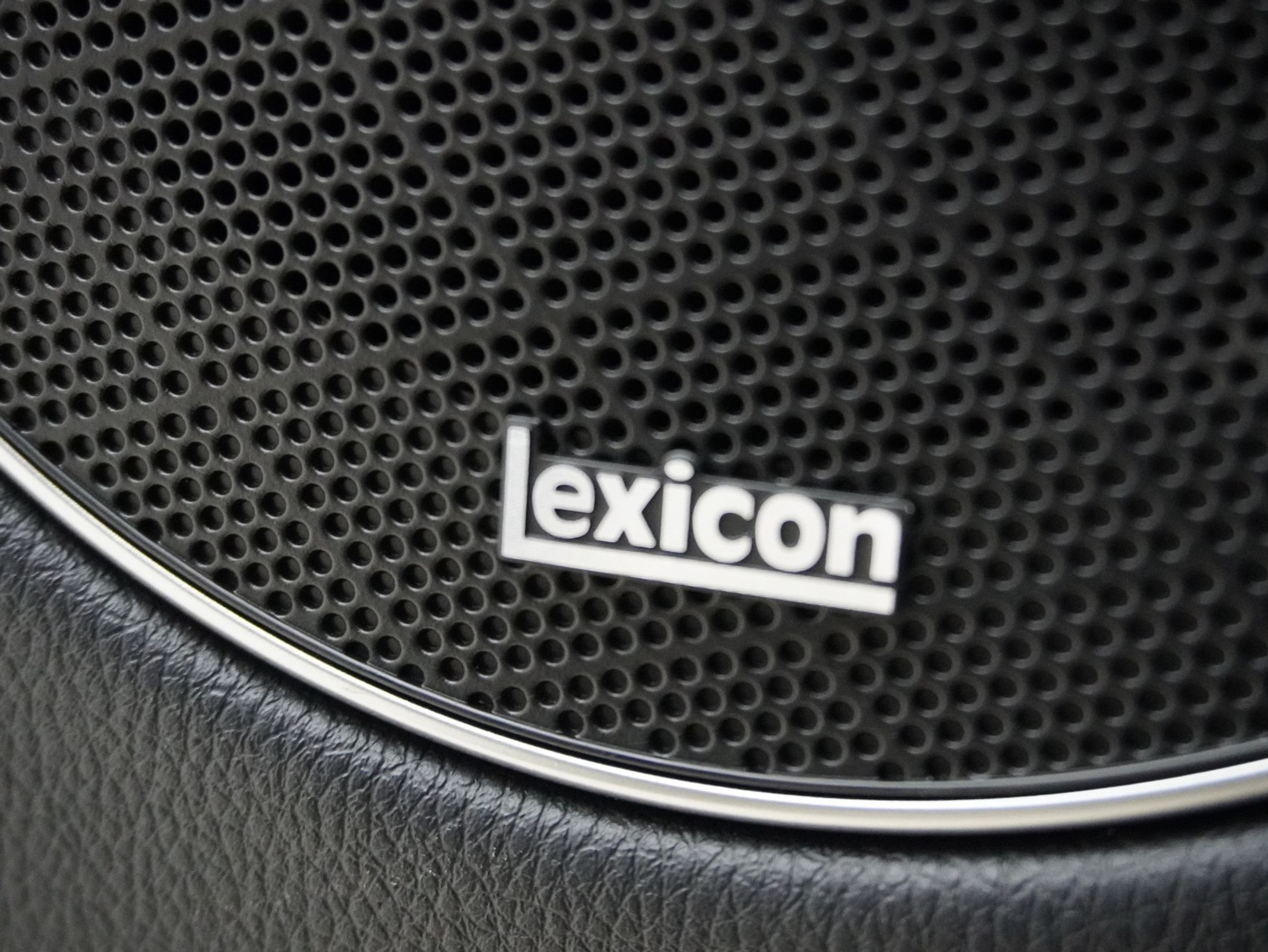 listing desktop thumbnail image 18