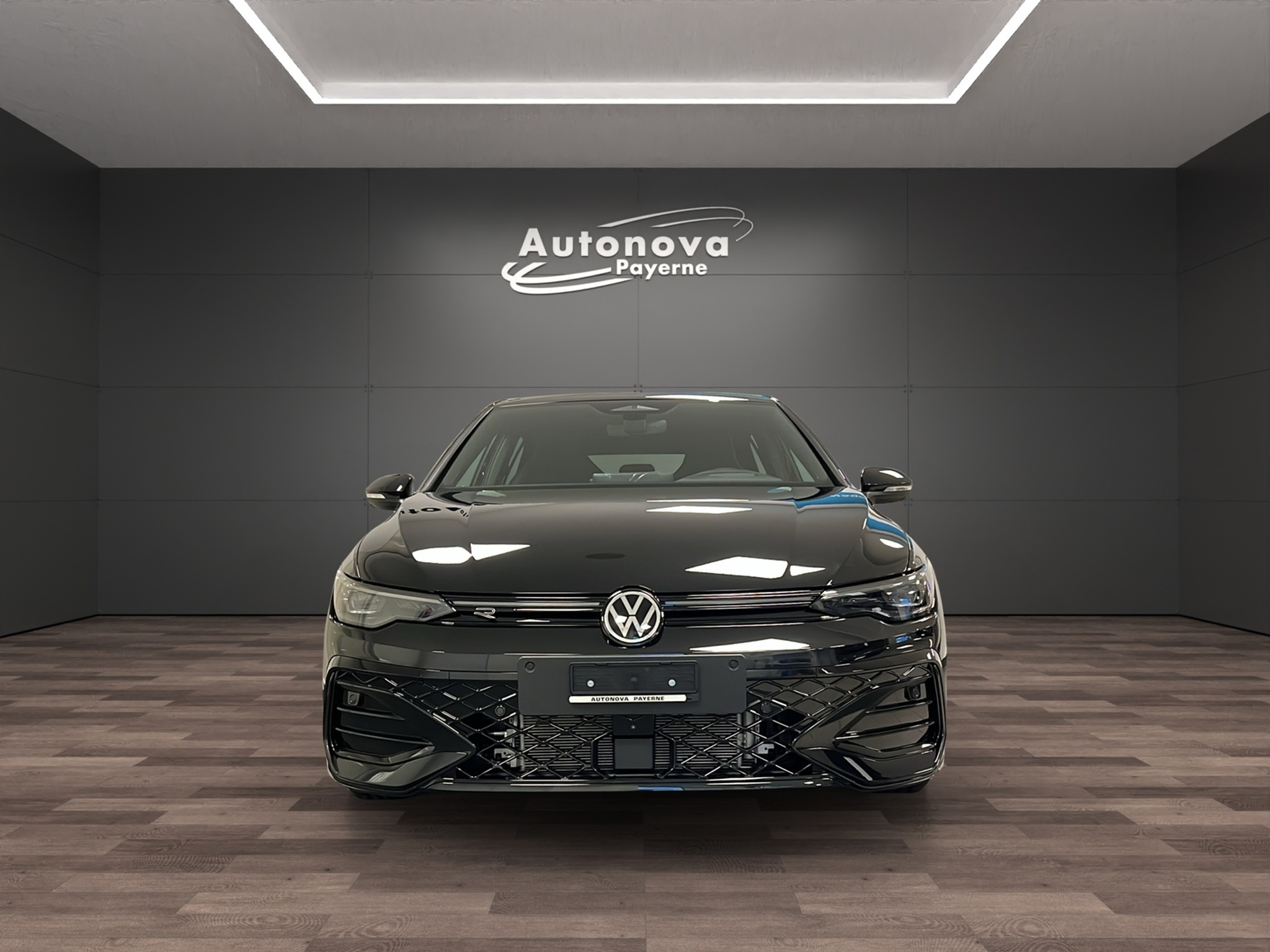 listing desktop thumbnail image 1