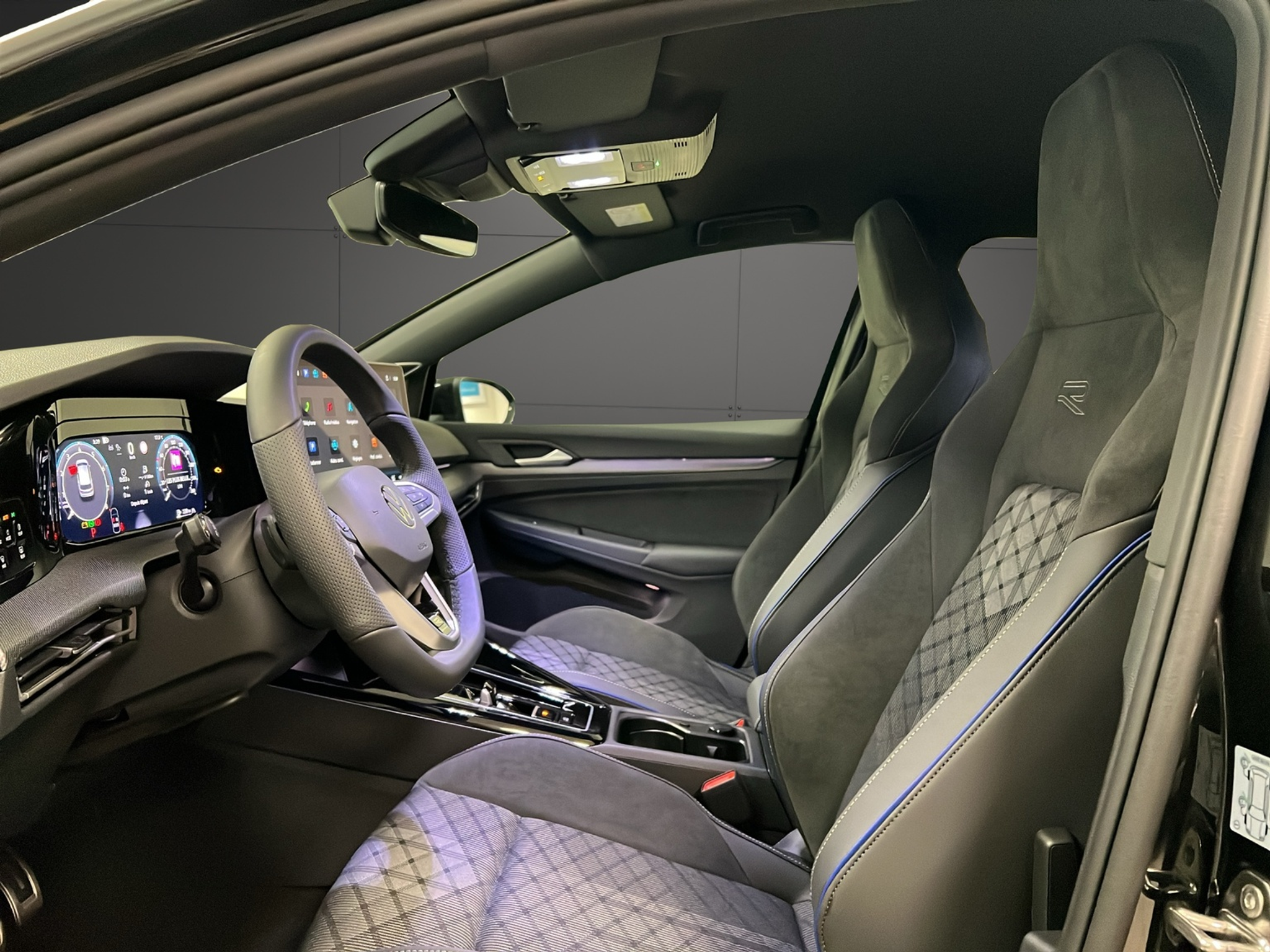 listing desktop thumbnail image 5