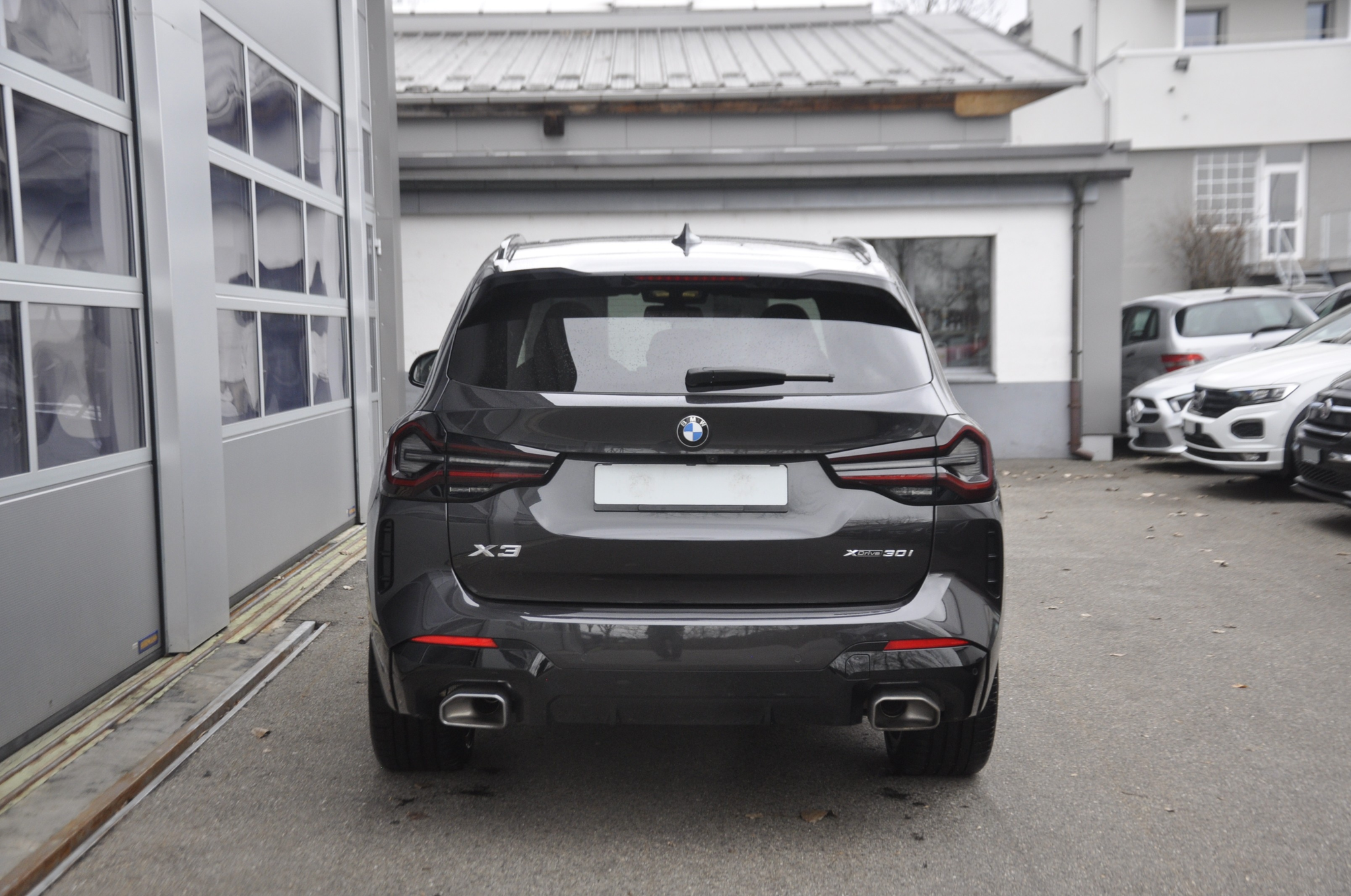 listing desktop thumbnail image 12