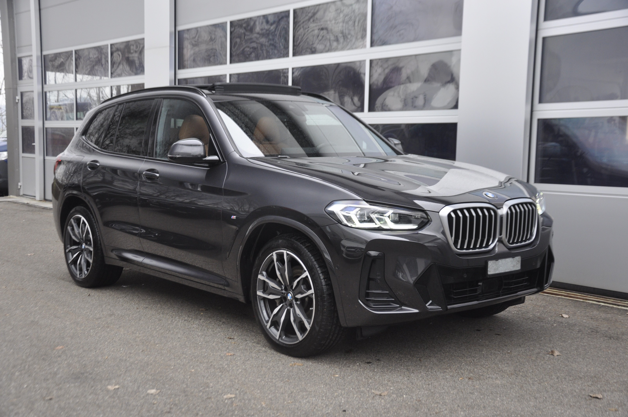 listing desktop thumbnail image 0