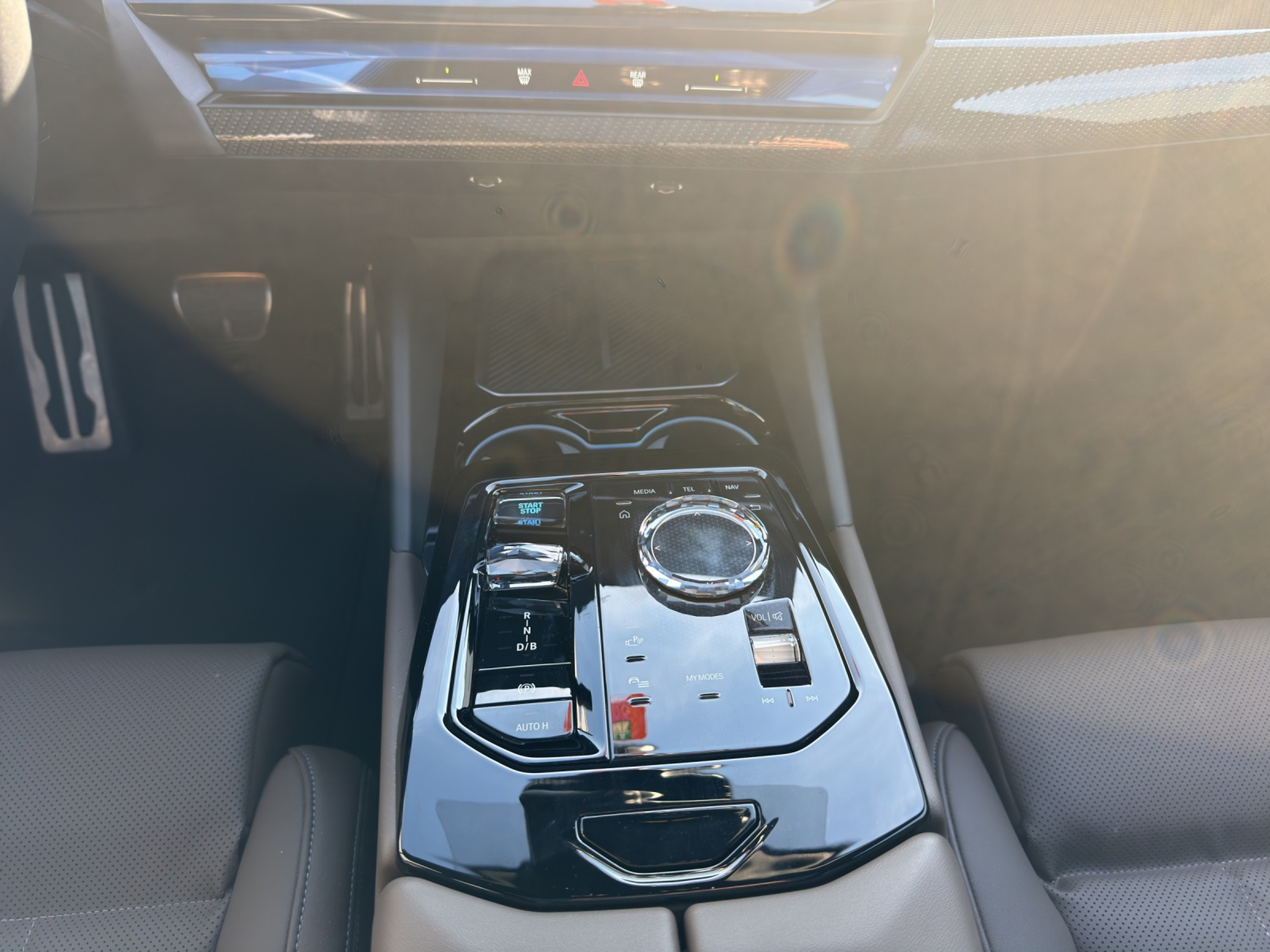 listing desktop thumbnail image 15