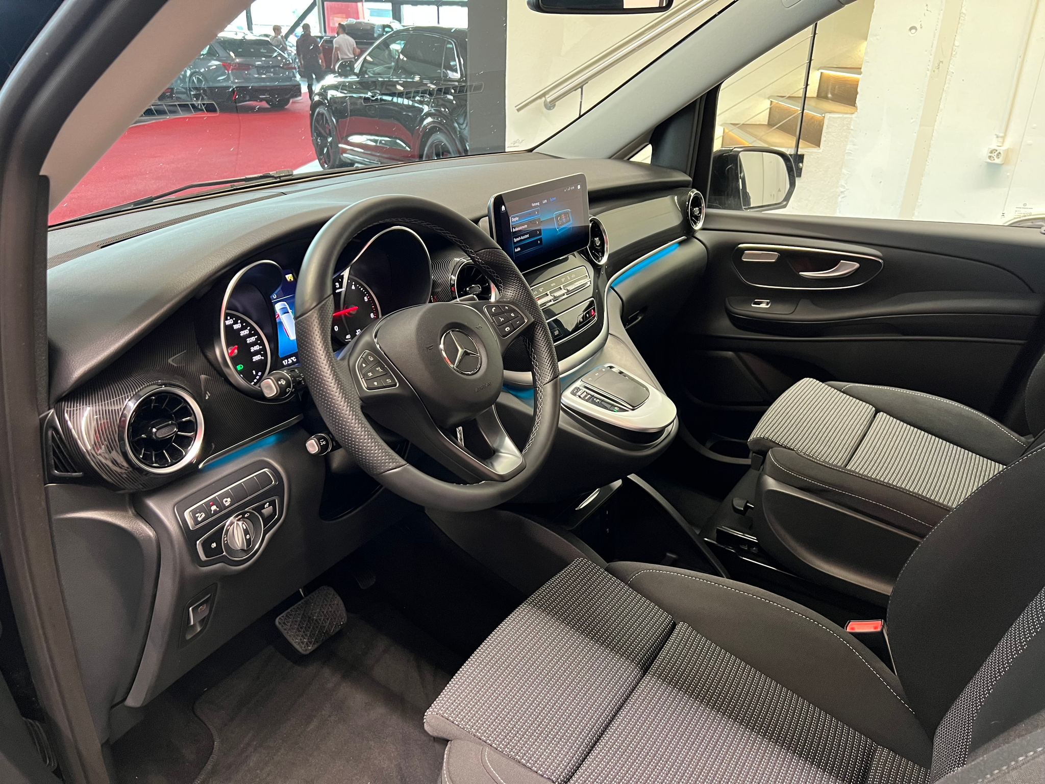 listing desktop thumbnail image 9