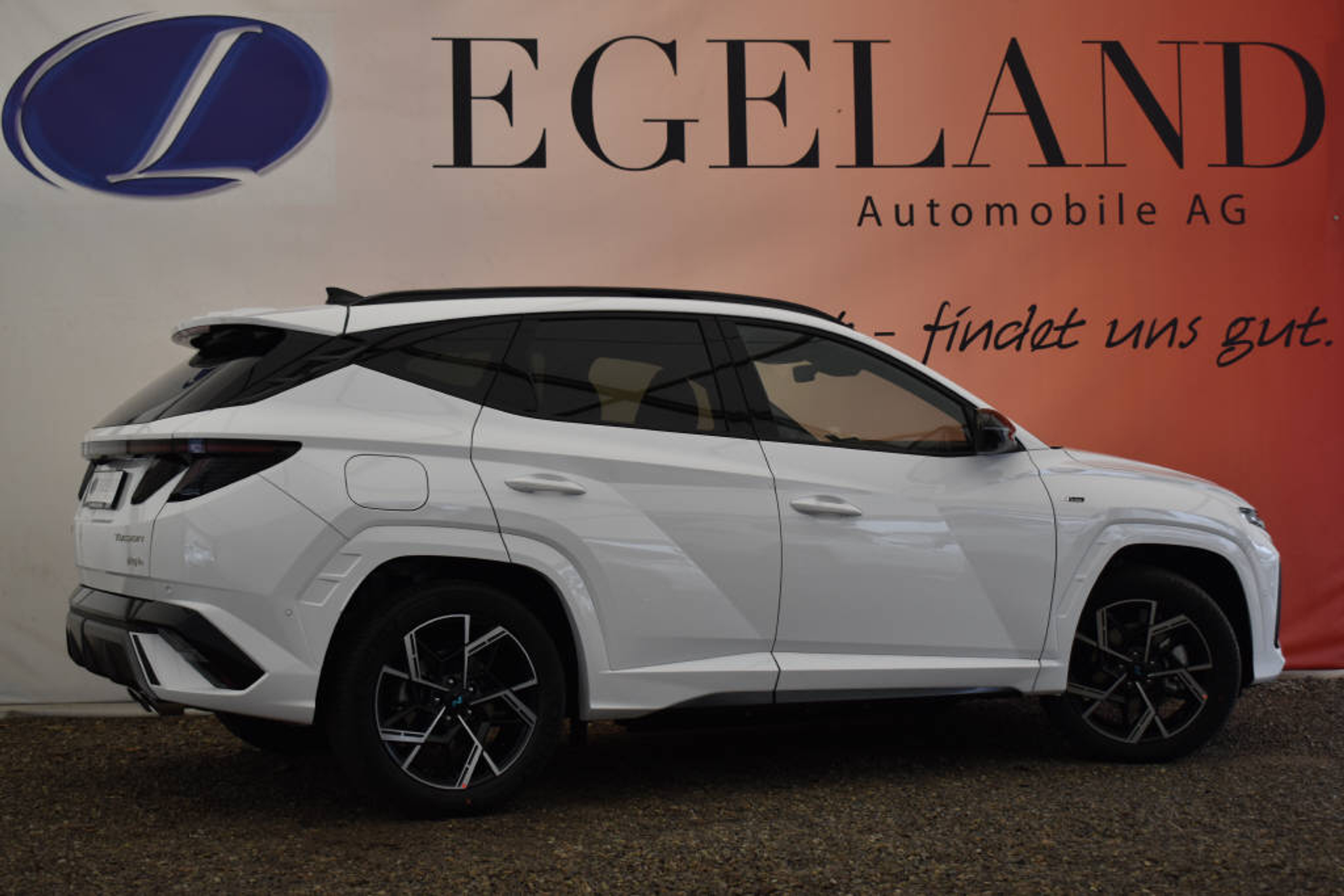 listing desktop thumbnail image 2