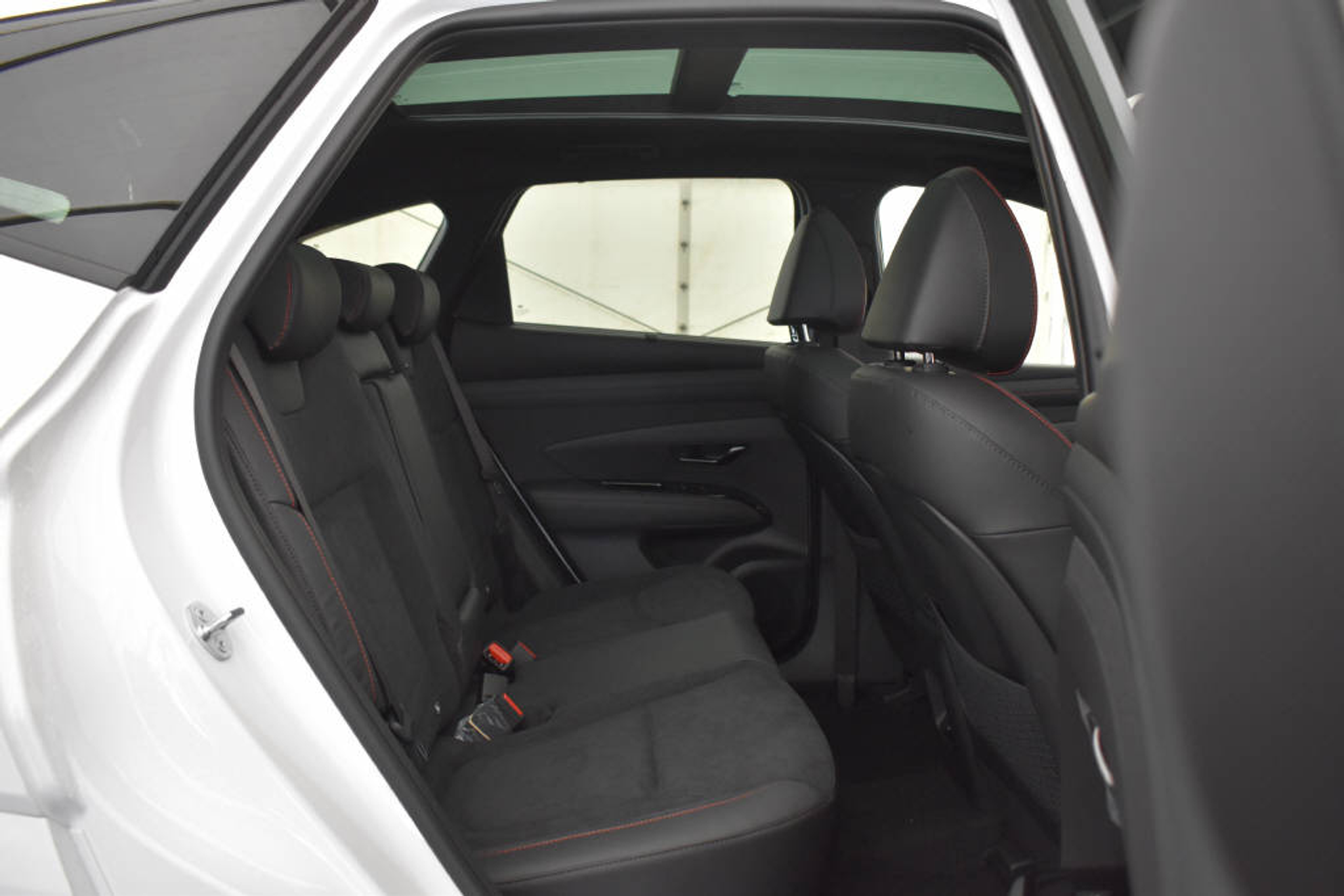 listing desktop thumbnail image 7