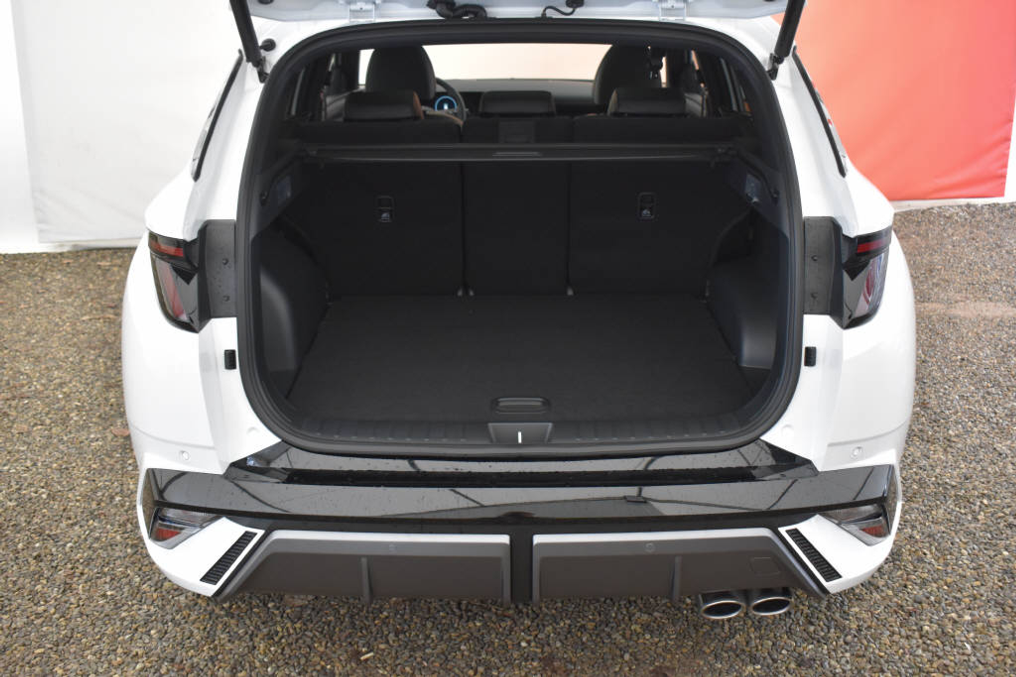 listing desktop thumbnail image 6