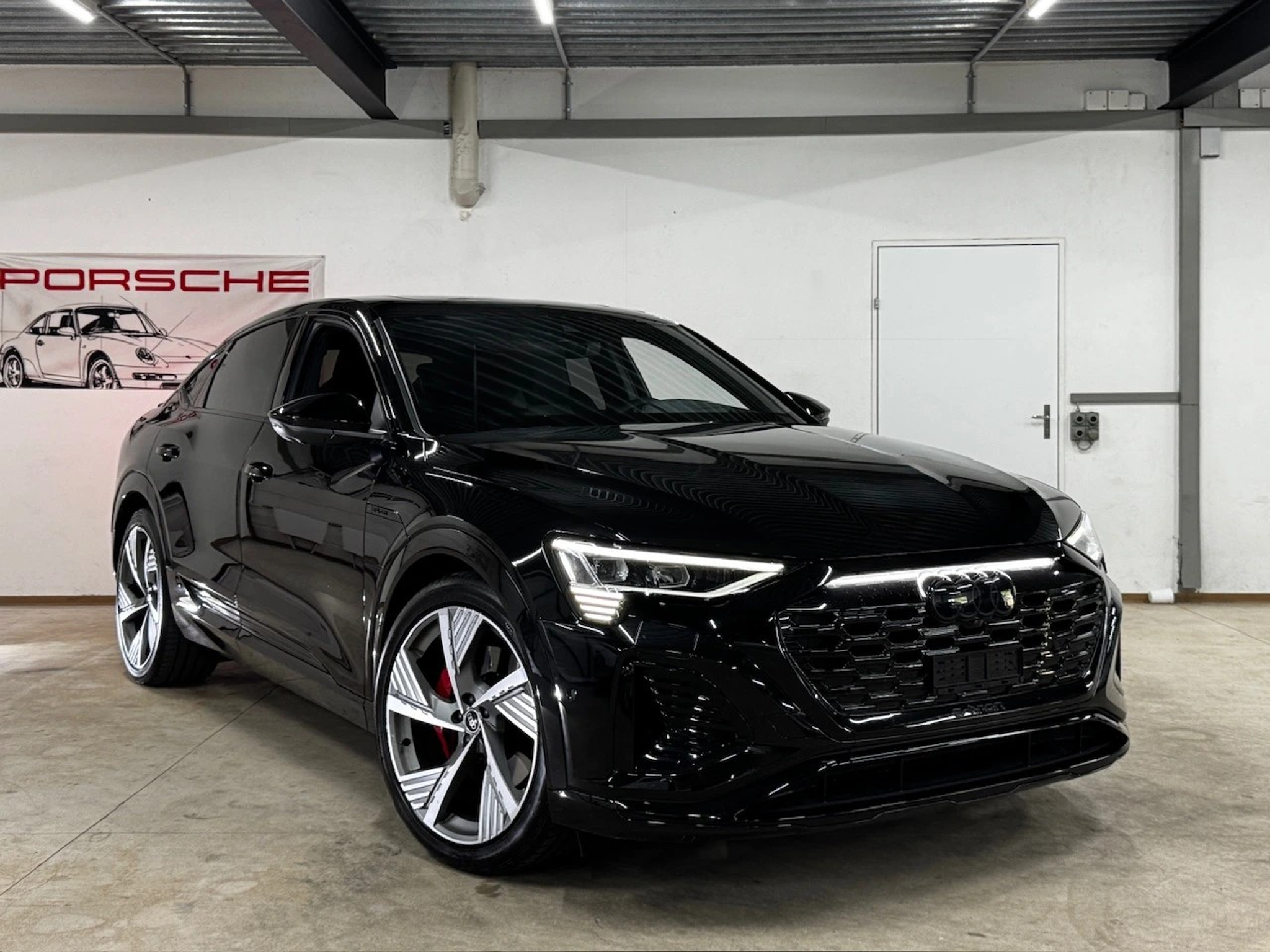 listing desktop thumbnail image 2