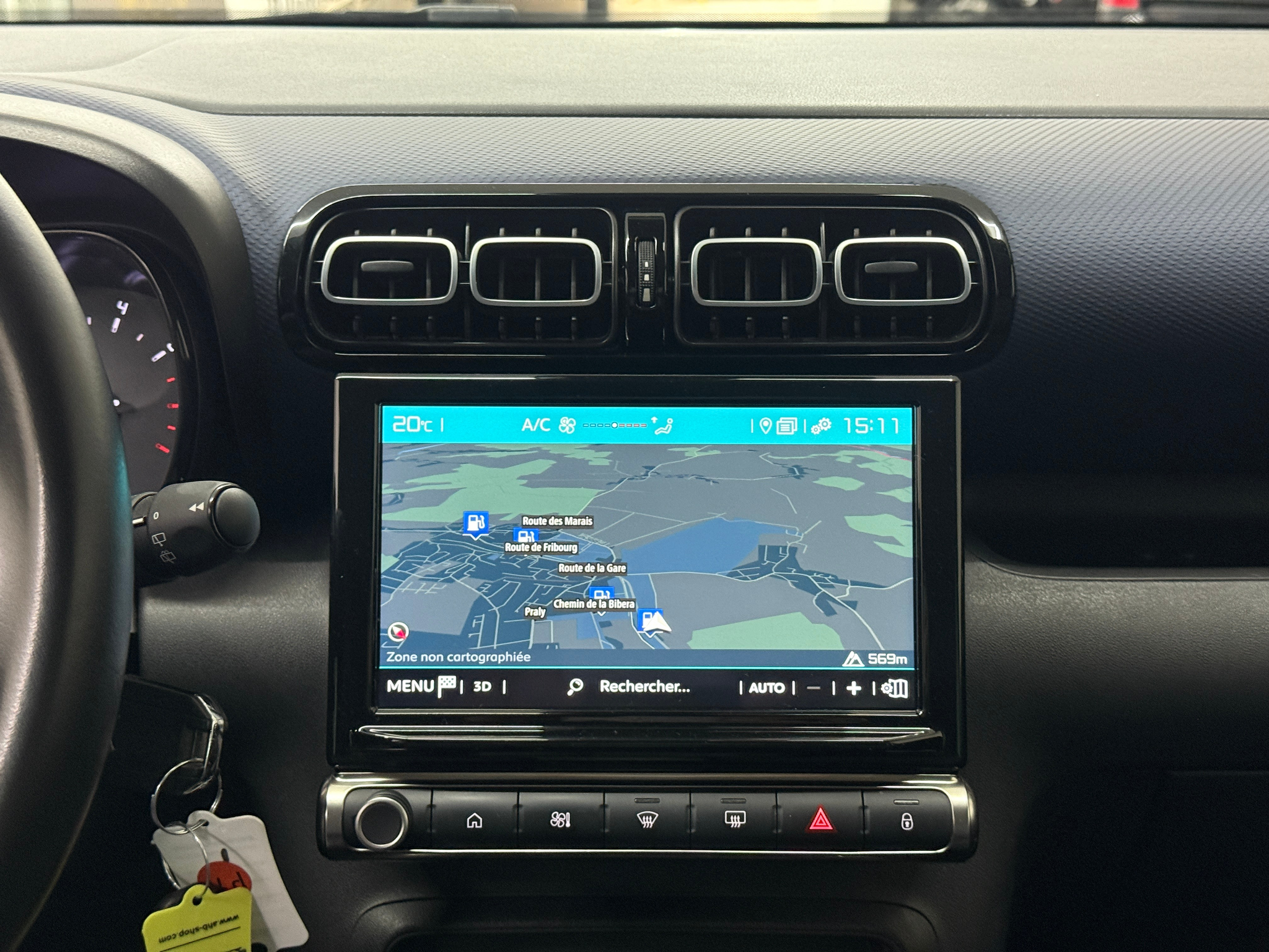 listing desktop thumbnail image 9