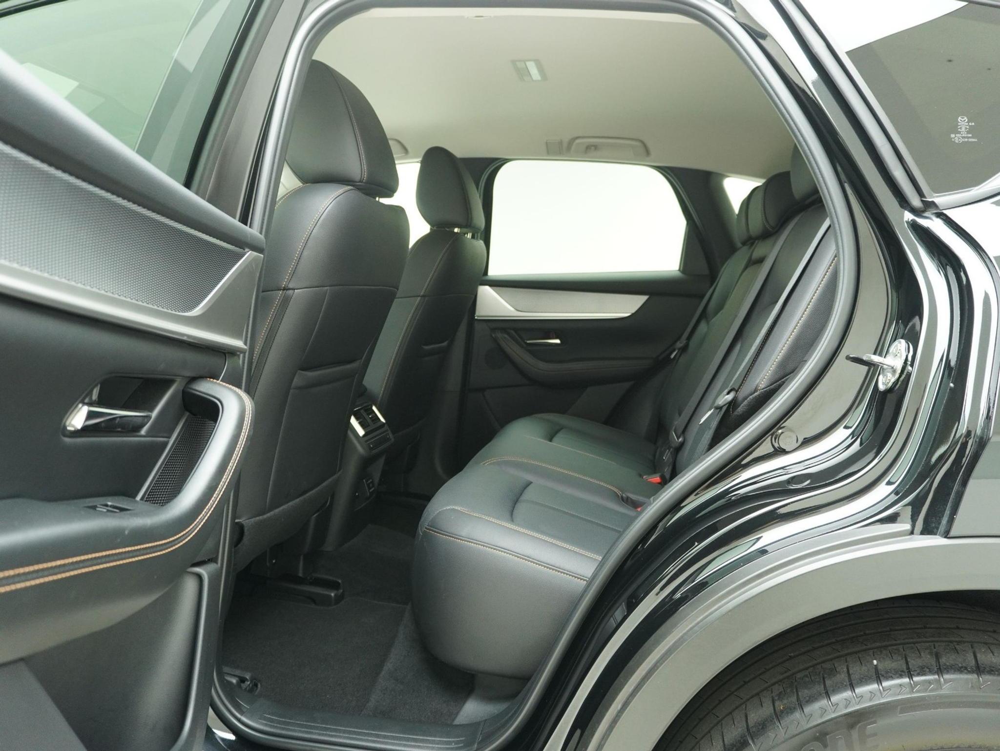 listing desktop thumbnail image 10