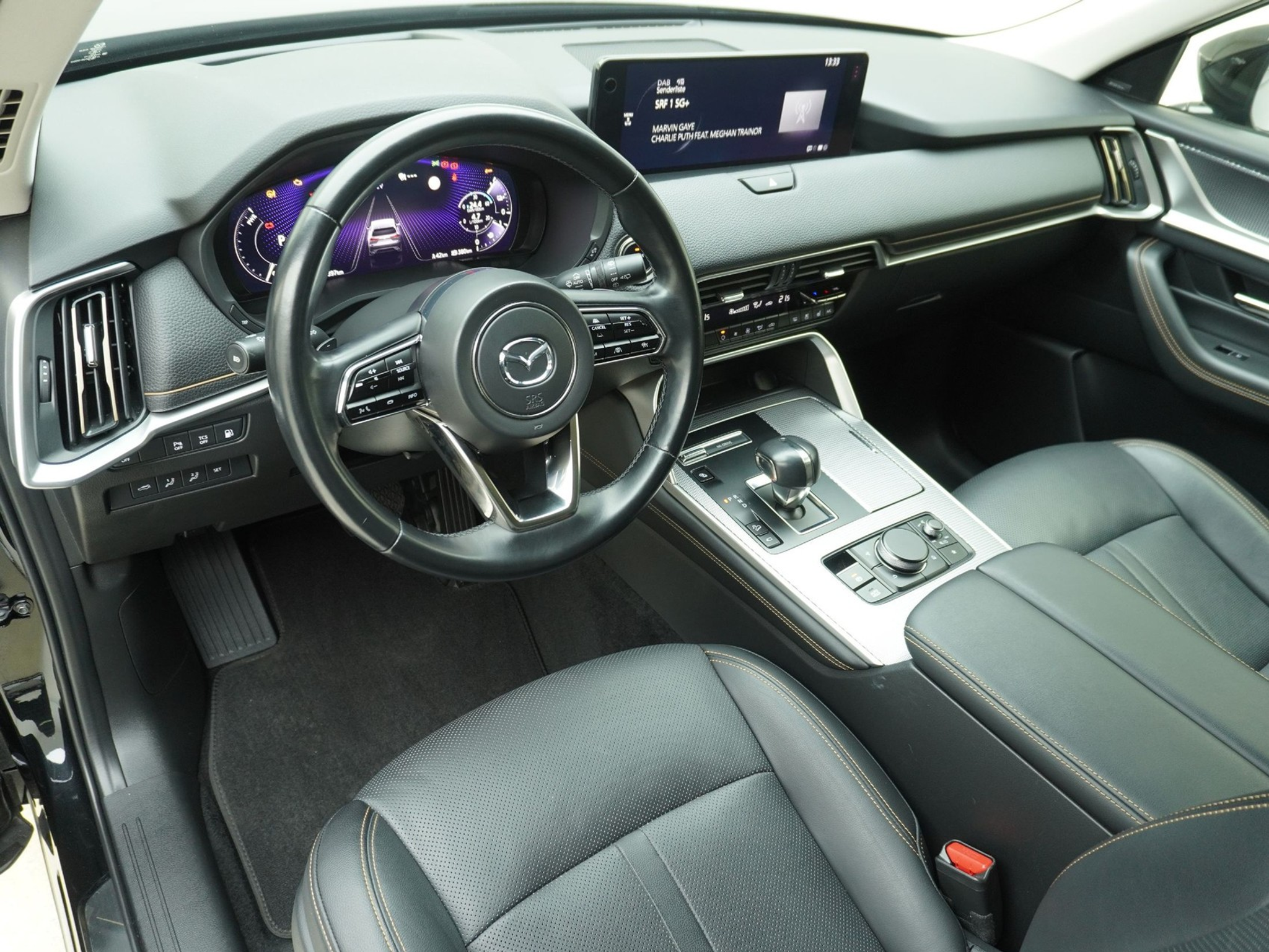 listing desktop thumbnail image 8