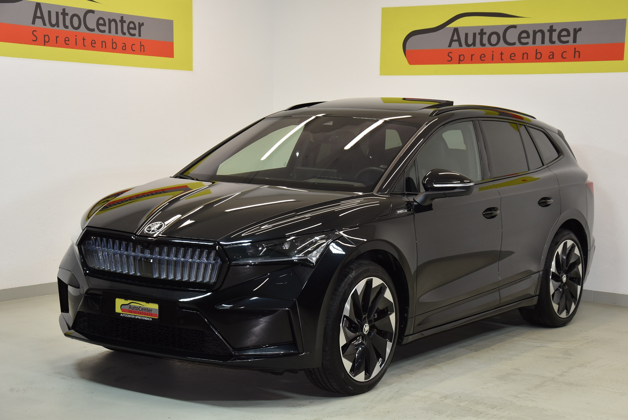 listing desktop thumbnail image 1