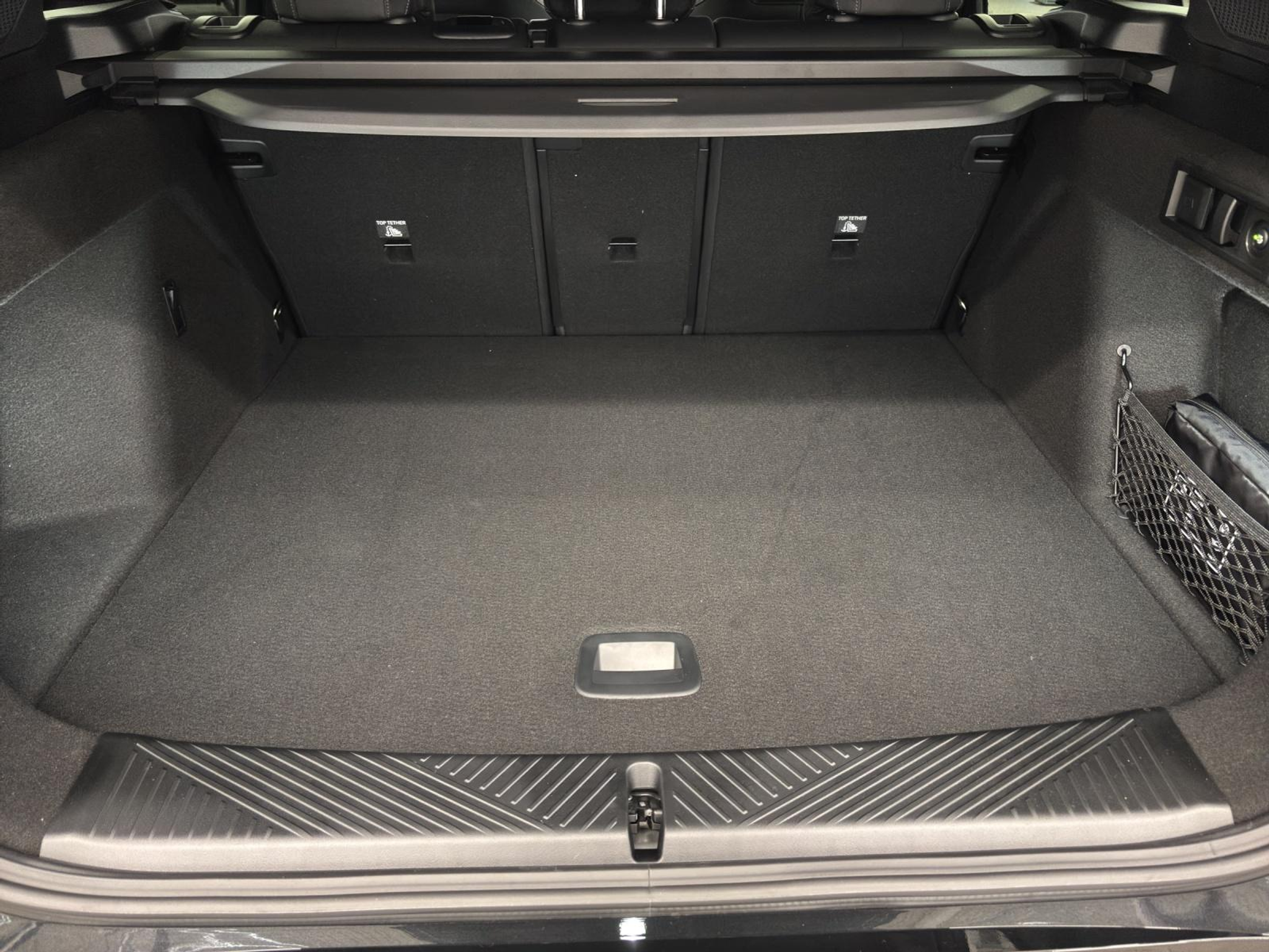 listing desktop thumbnail image 18