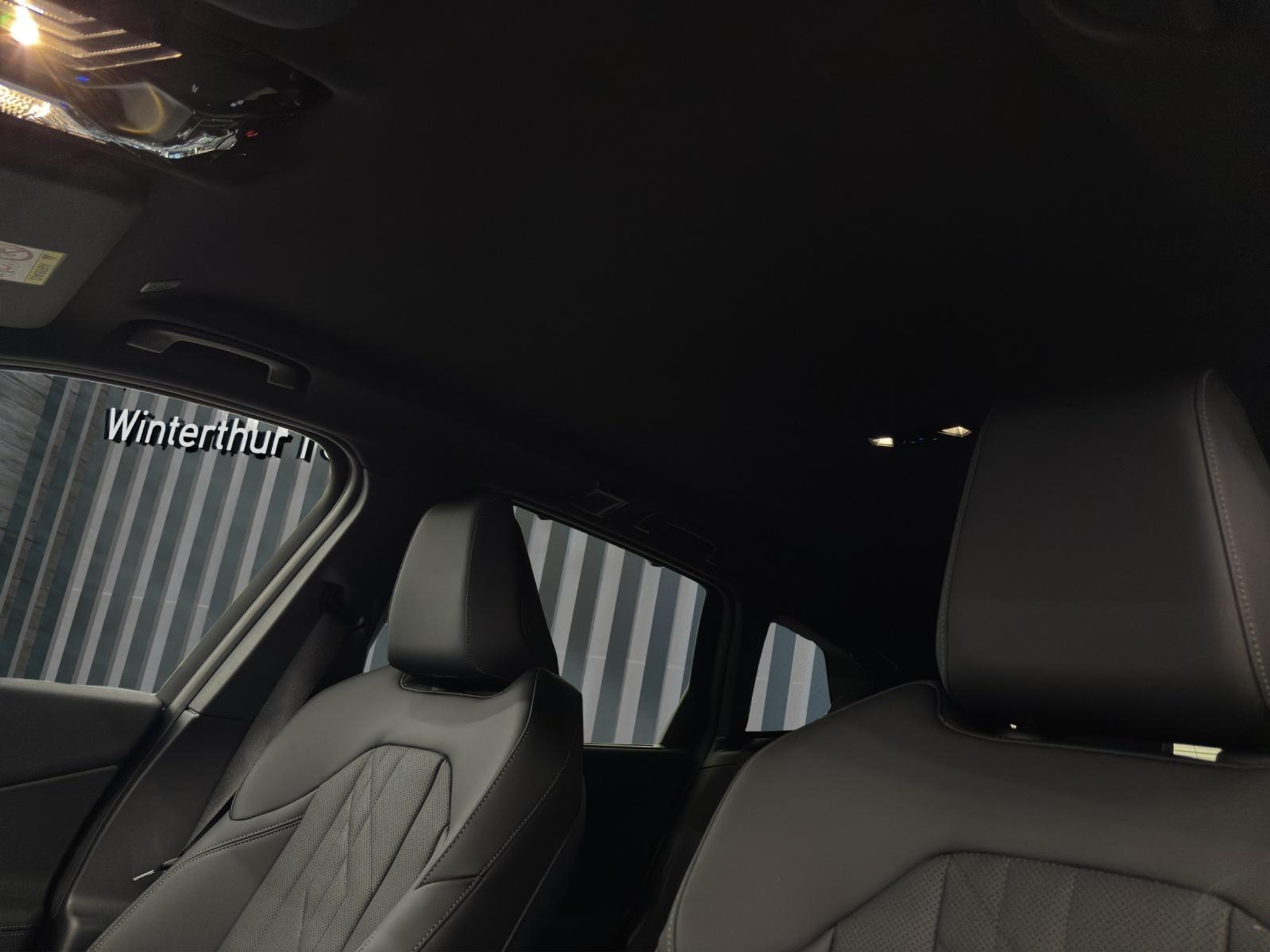 listing desktop thumbnail image 16