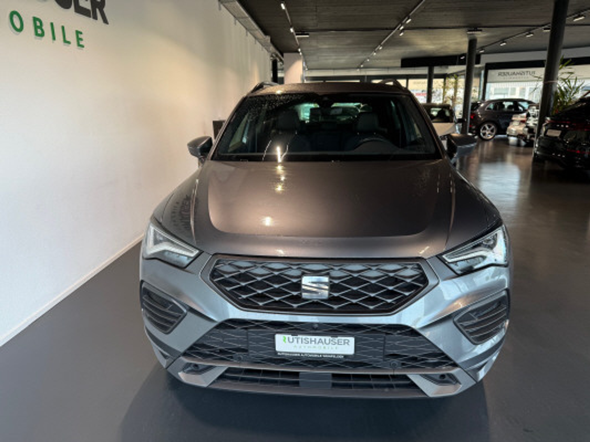 listing desktop thumbnail image 3