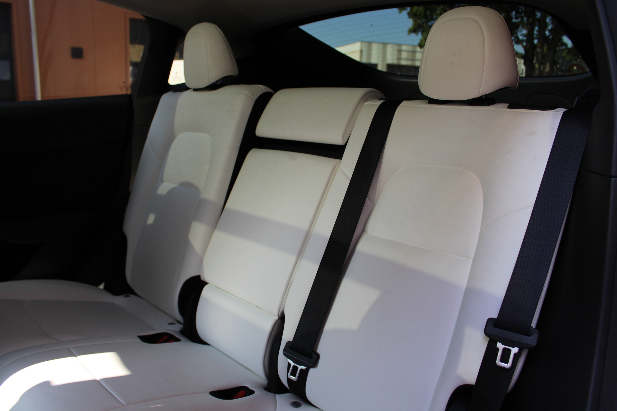 listing desktop thumbnail image 16