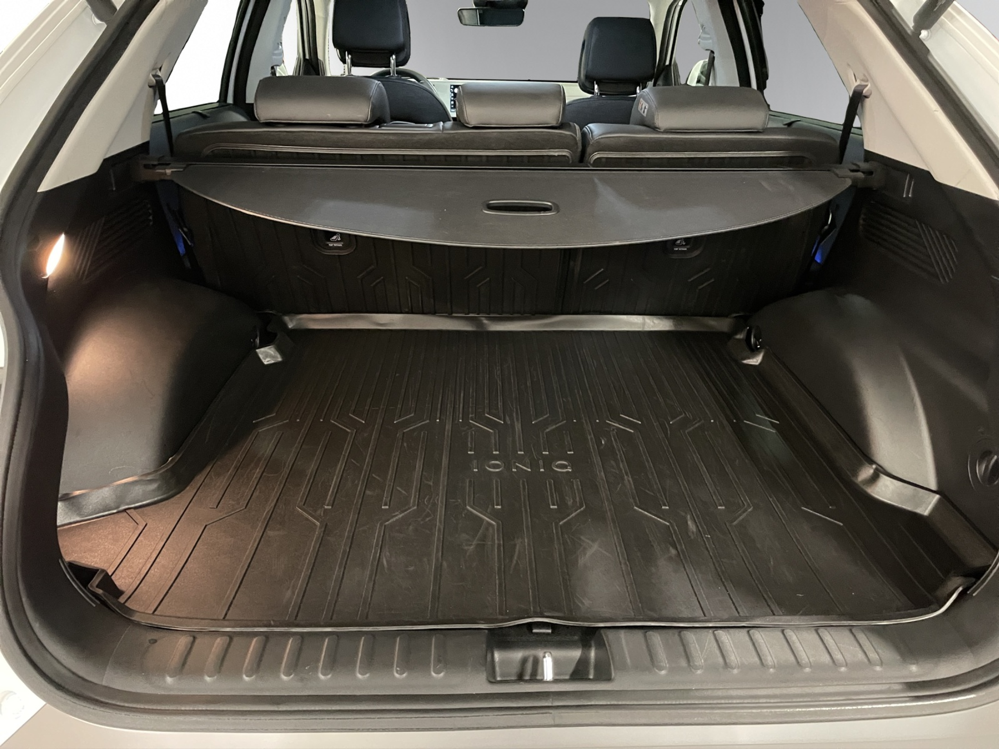 listing desktop thumbnail image 10