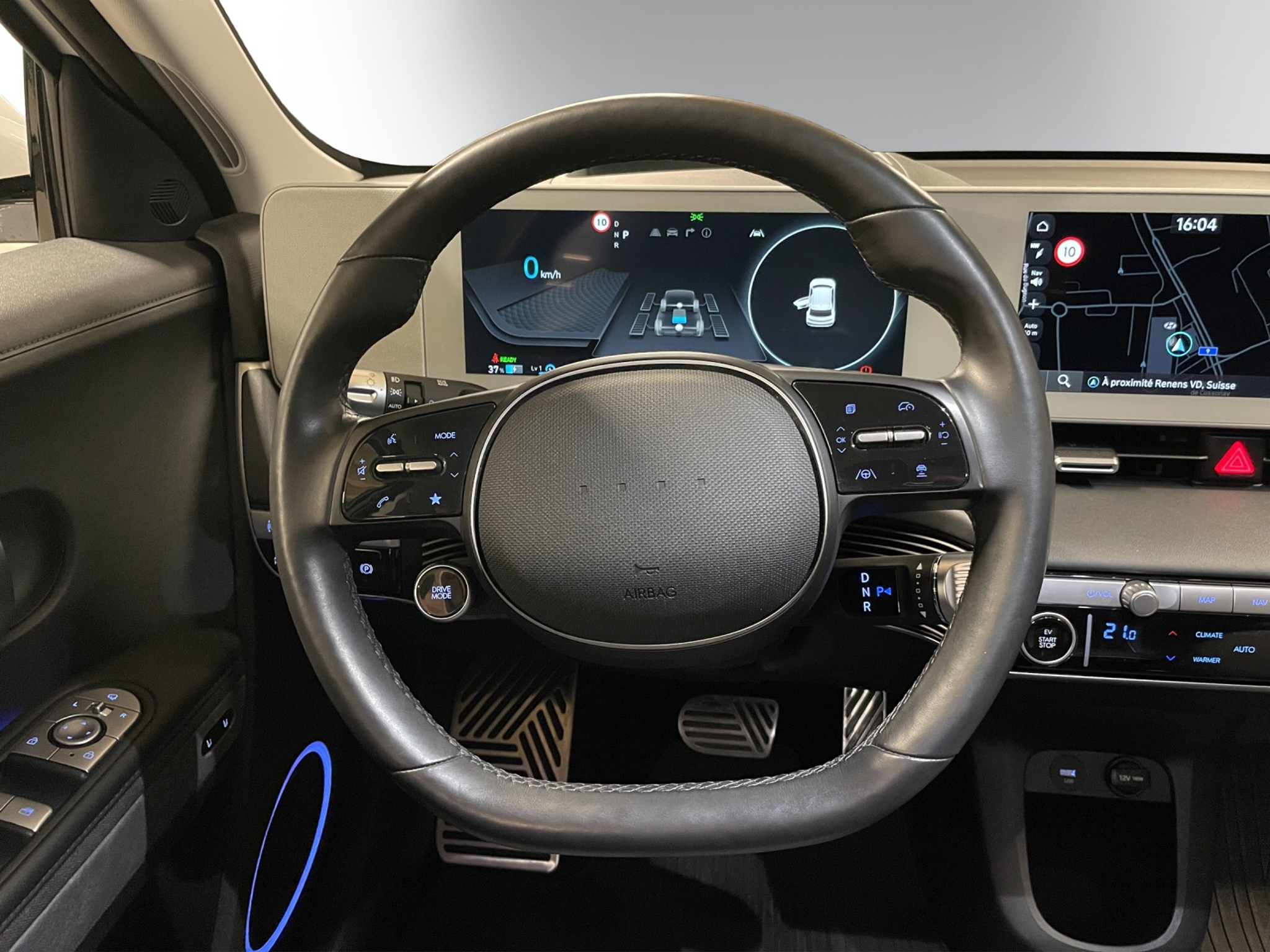 listing desktop thumbnail image 12